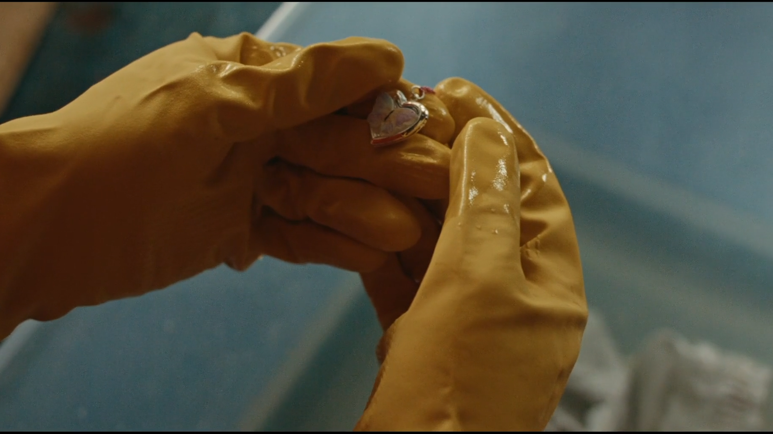zane_coppard_'more_human'_v1 (2160p).00_10_06_15.Still122.png