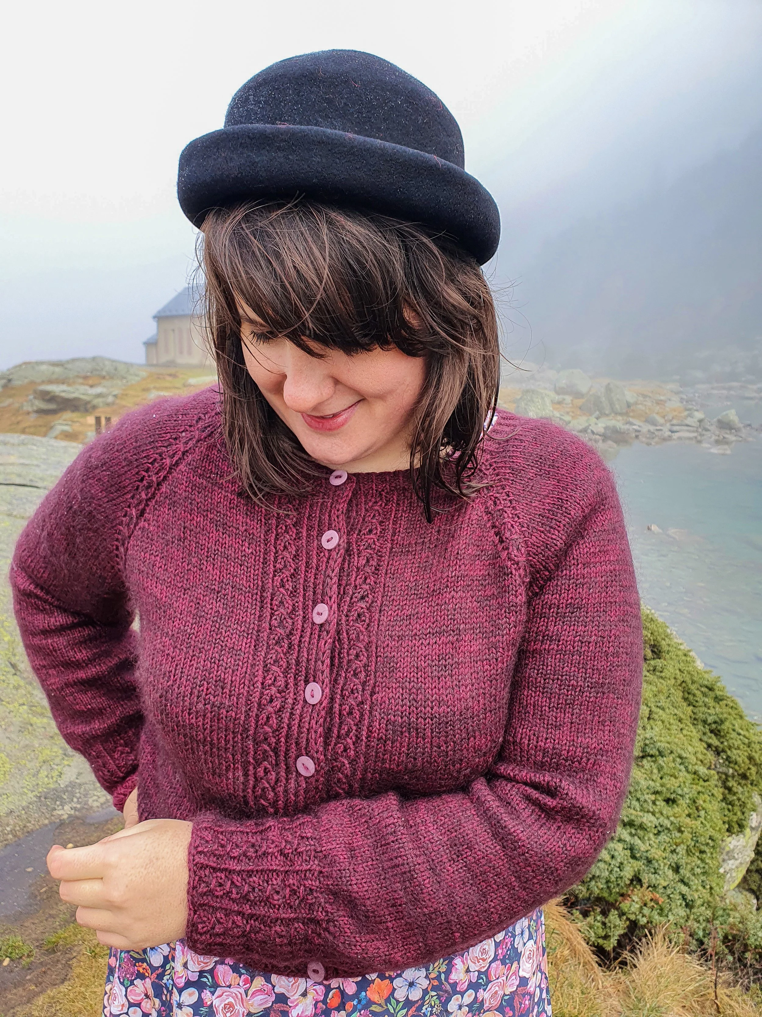 Le gilet Sophia pour s'initier à la dentelle simple