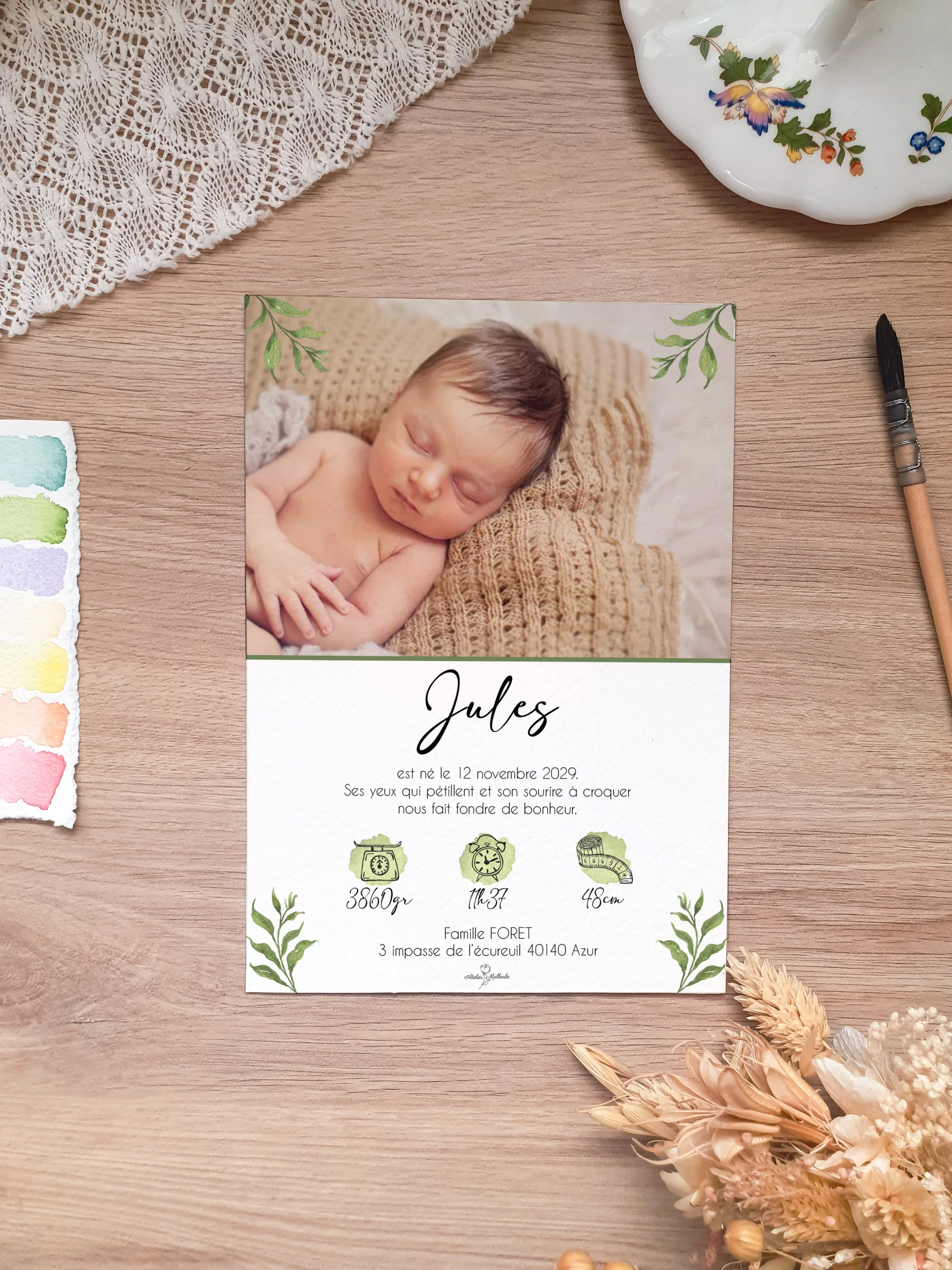 Faire-part de naissance aquarelle original bébé écureuil mignon sur la balancelle