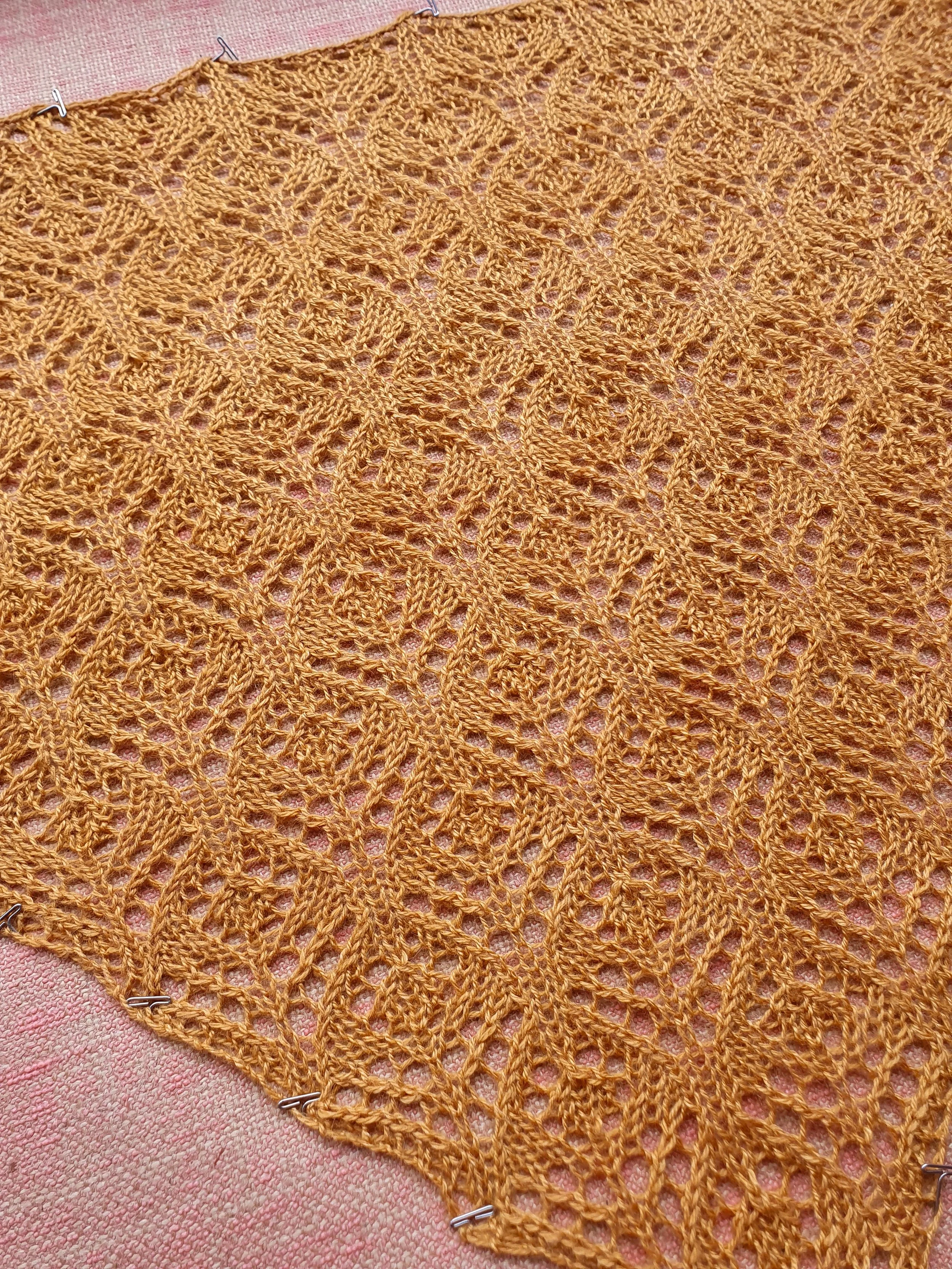 Patron tricot facile foulard Cathy – PDF dentelle débutant
