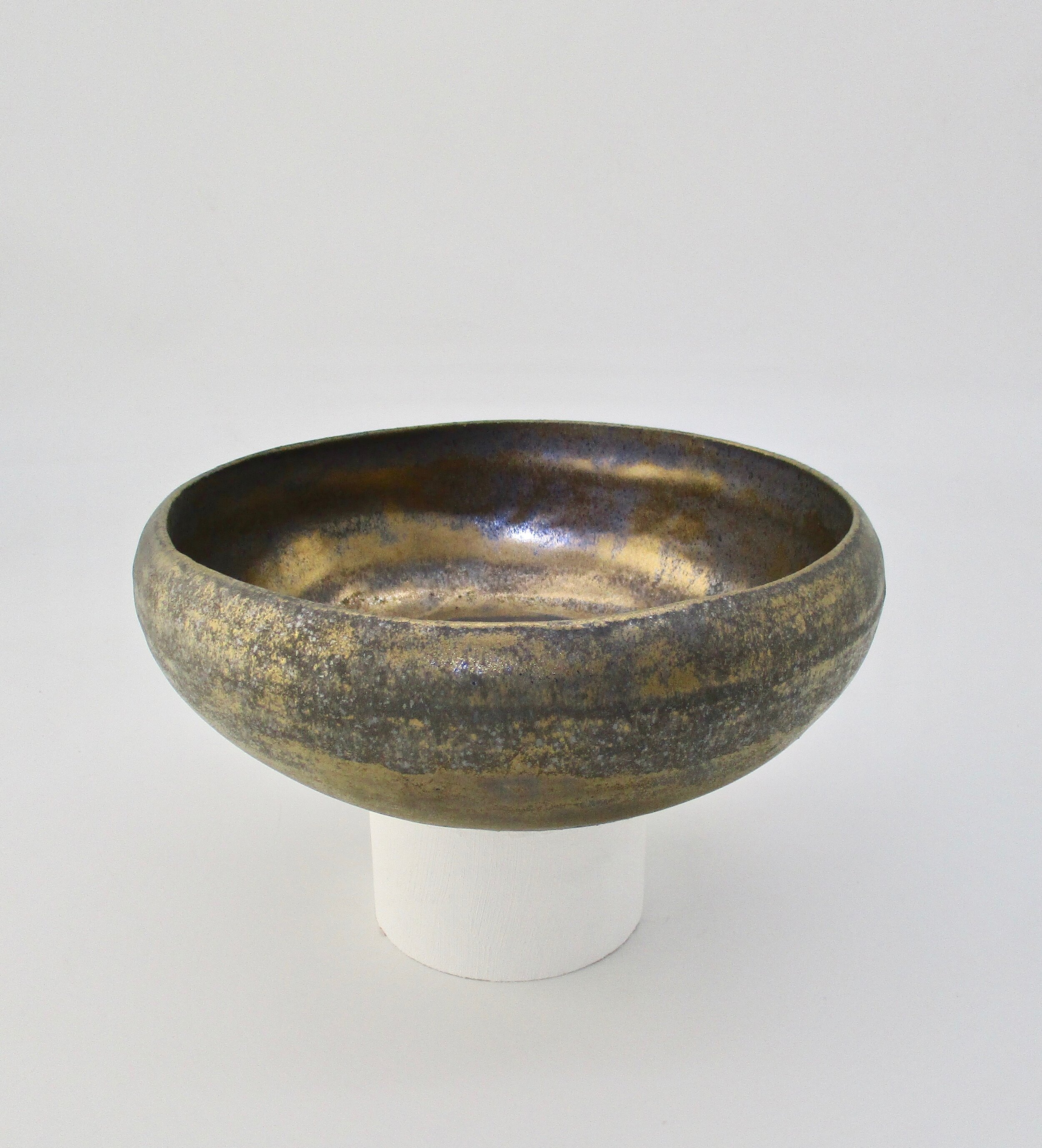Mineral Gold Glaze Bowl.