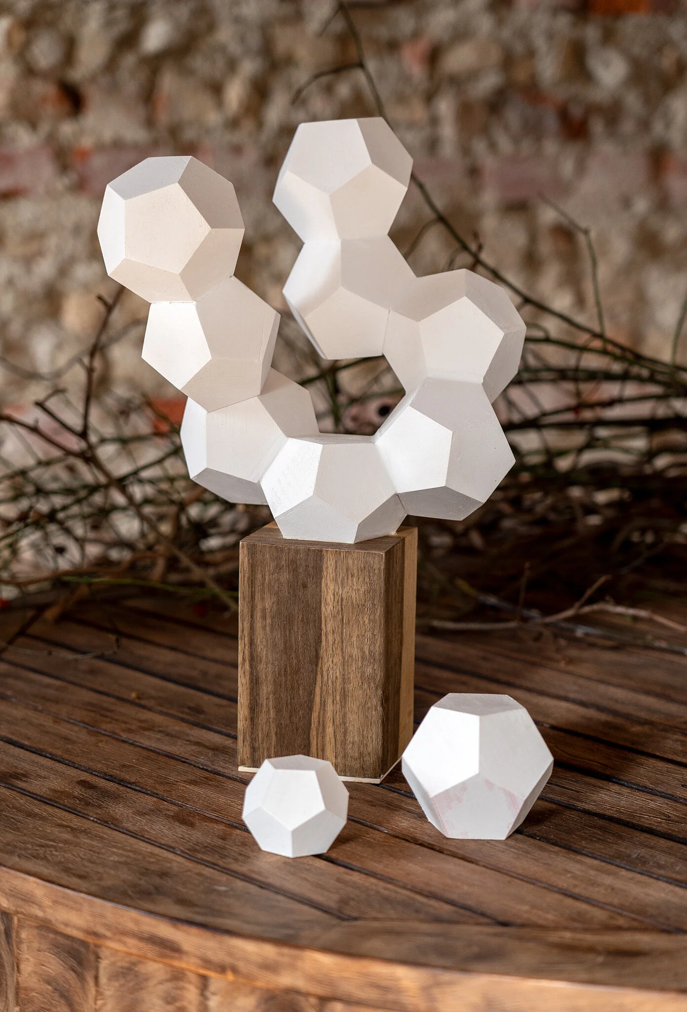Polygons Sculpture (XL size 8 elements )