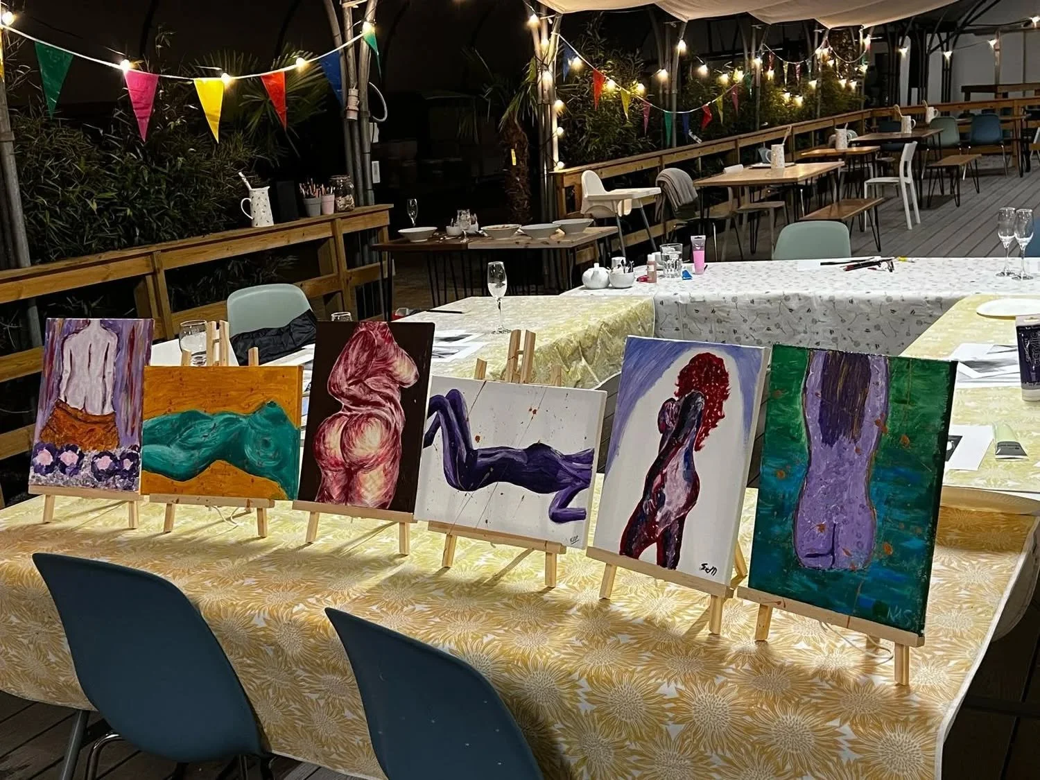 Paint and Prosecco Evening