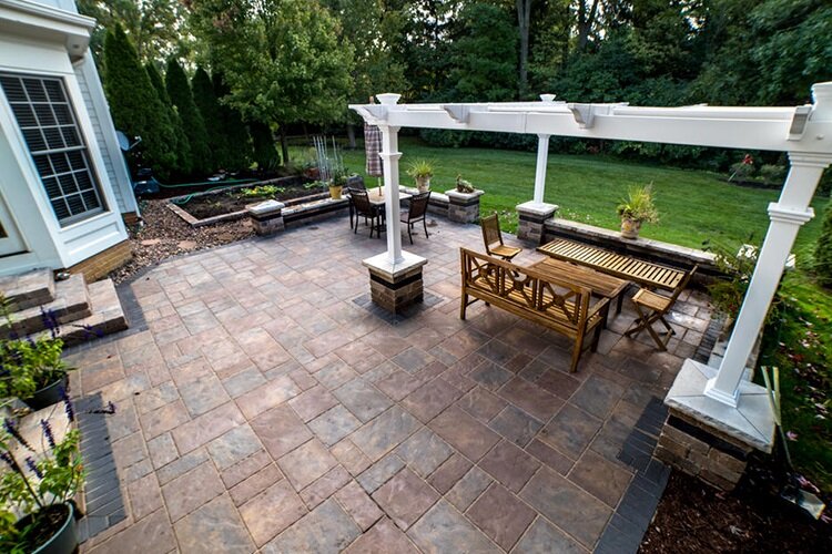 Landscape design with patios in Powell, OH
