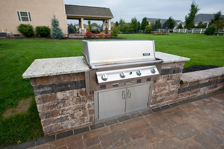 Paver patio with outdoor kitchen in Lewis Center, OH