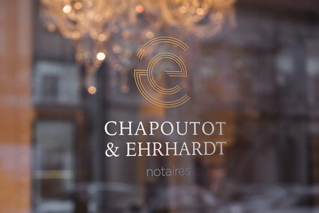  Identité graphique, déclinaisons et papeterie&nbsp;!  On fait la totale pour l’étude notariale Chapoutot &amp; Ehrhardt.   
