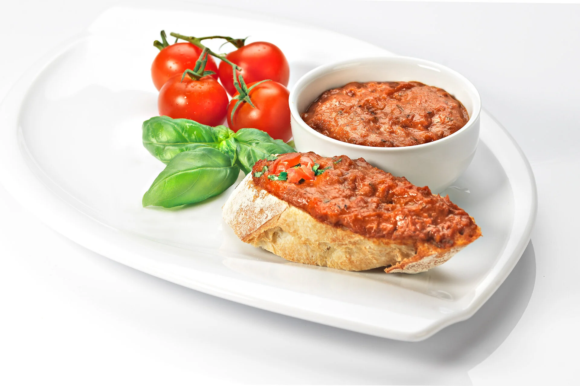 LIDL-gamme-deluxe-tomate-basilic-packshot-packaging-shooting.jpg