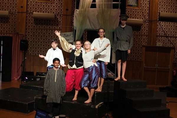 FT Cast 4 Babel Inn.JPG