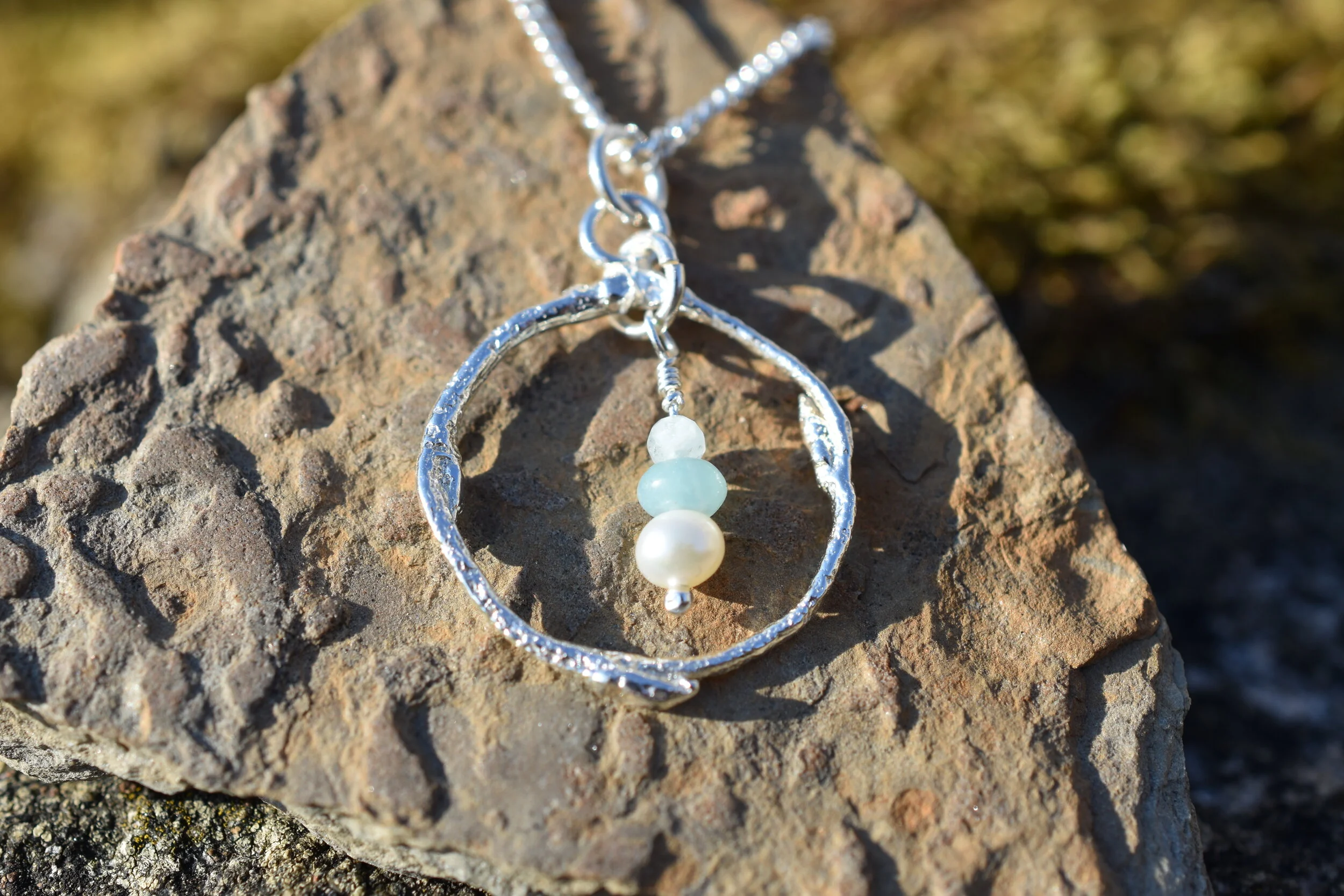 Willow Hoop Pendant (large)