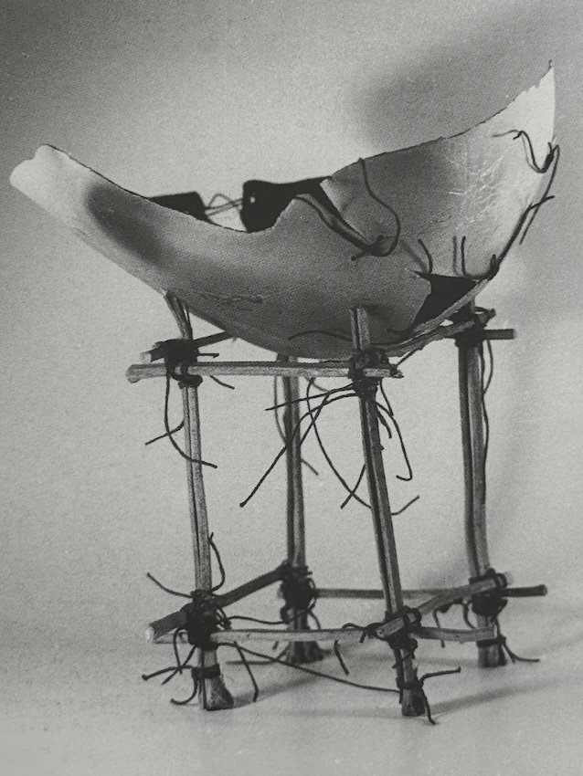 Peter Lane, Ceramic Form. Williams Collins Sons & Co., 1988