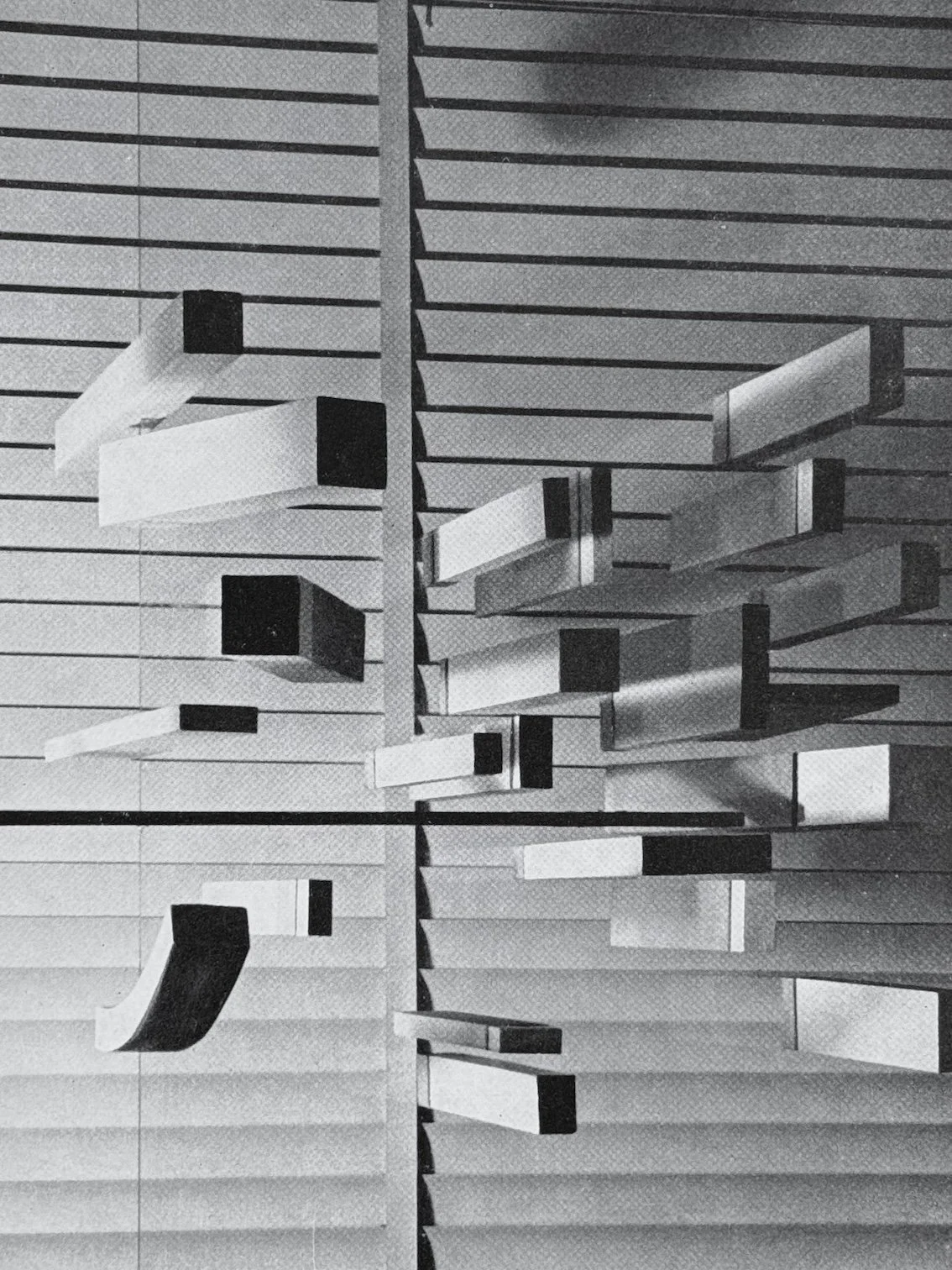 Victor Pasmore. Marlborough New London Gallery, May 1964