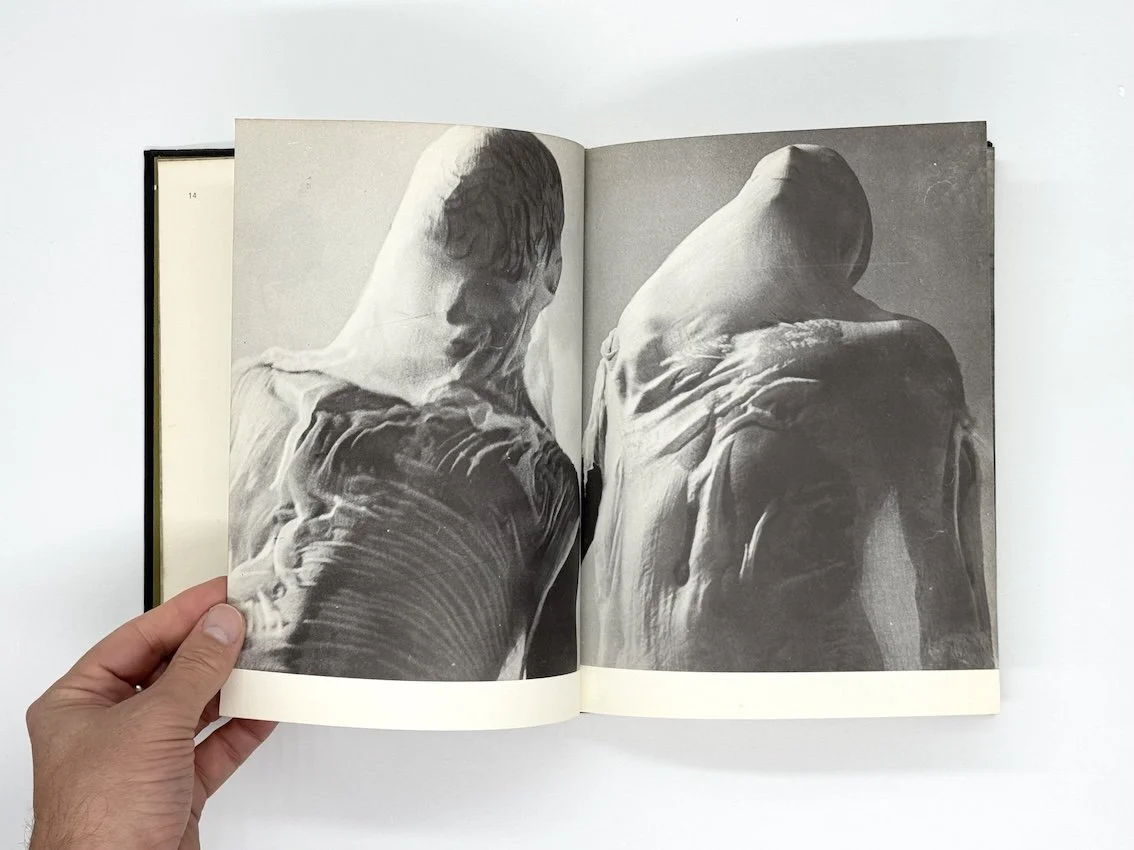 Keith Vaughan – Journal and Drawings 1939–1965. Alan Ross, London, 1965. With over 100 drawings and reproductions of Vaughn’s Pagham photographs. 