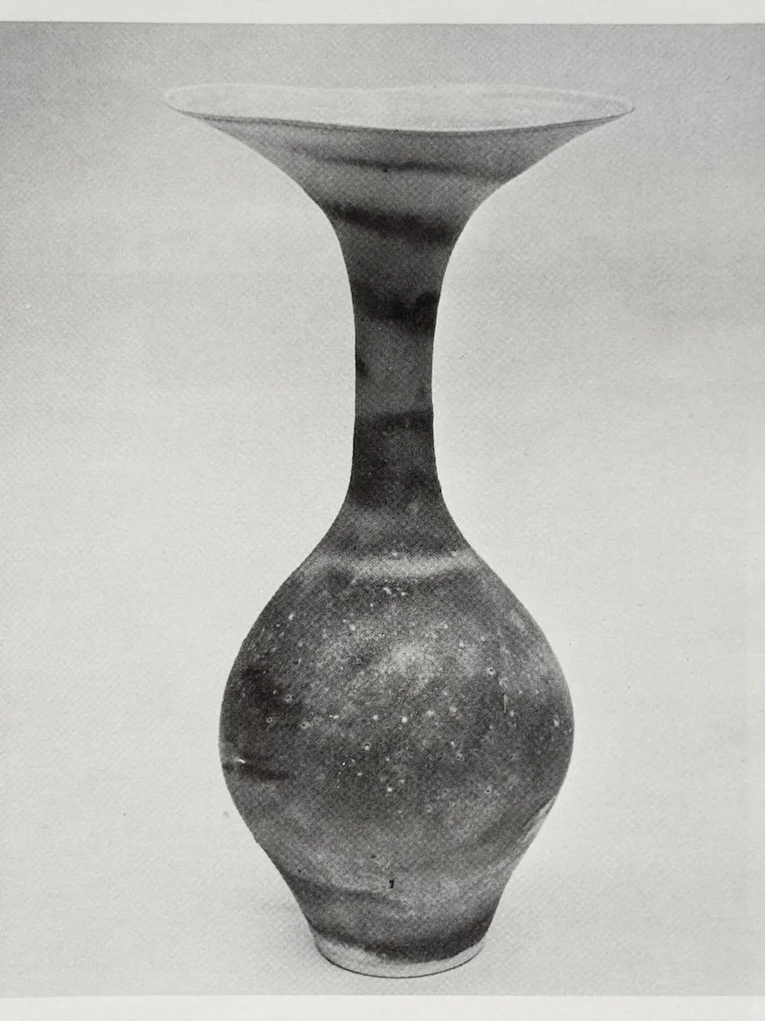 Craft Horizons October 1972 including English and Japanese ceramics and African Arts at the Museum of Modern Art.