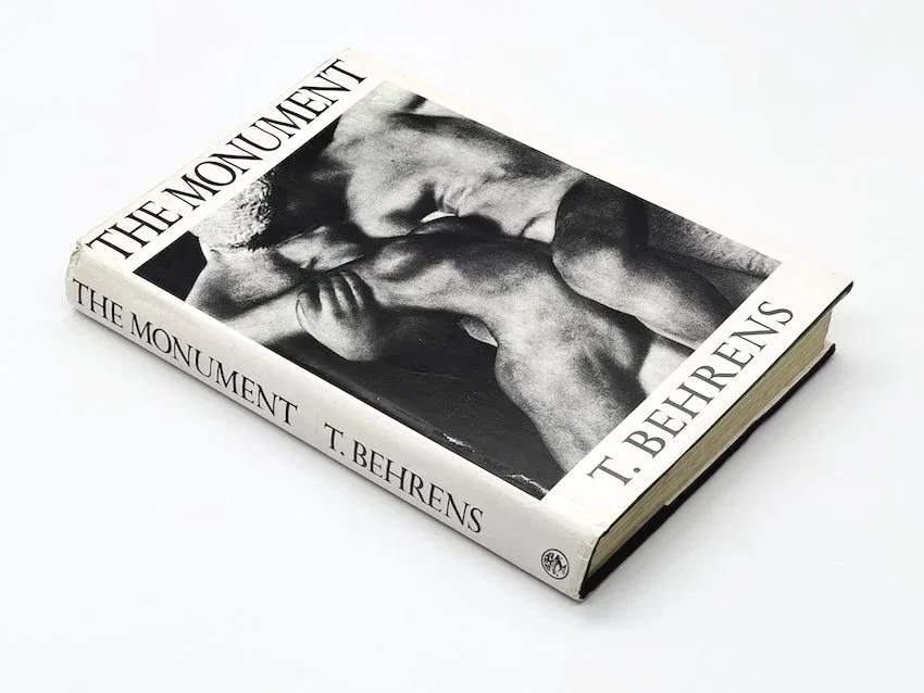 T. Behrens, The Monument. Jonathan Cape, London, 1988. First edition hardcover.  Room & Book, secondhand art books, London