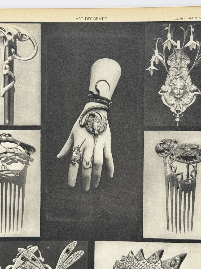 Louis Cheronnet, A Paris vers 1900. Éditions des Chroniques du Jour, Paris, 1932. With a signed dedication dated 1932 from Ossip Zadkine to Mrs Edward Wadsworth.