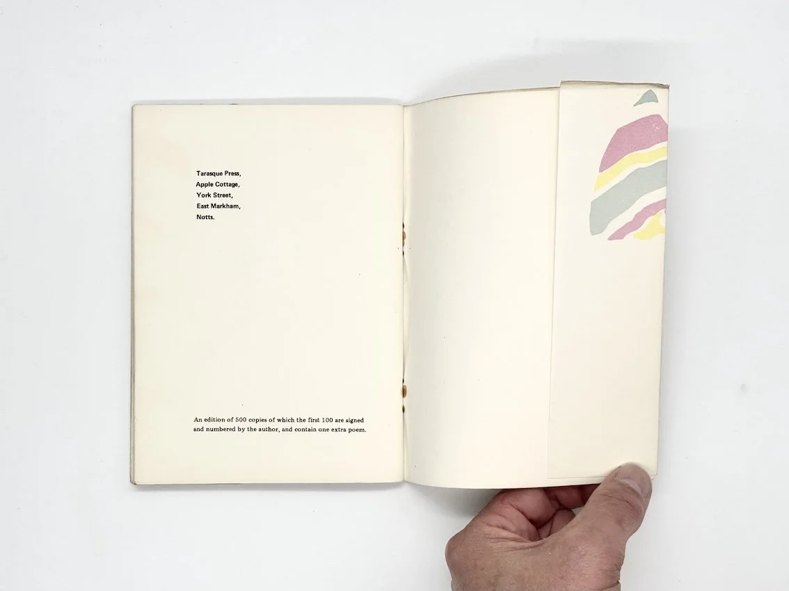 Simon Cutts, A New Kind of Tie. Poems 1965-68. Tarasque Press, 1972.