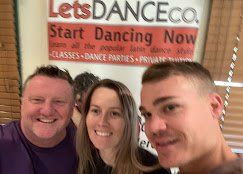 A Bridal Party Flash Mob: Planning a Surprise Group Dance Performance