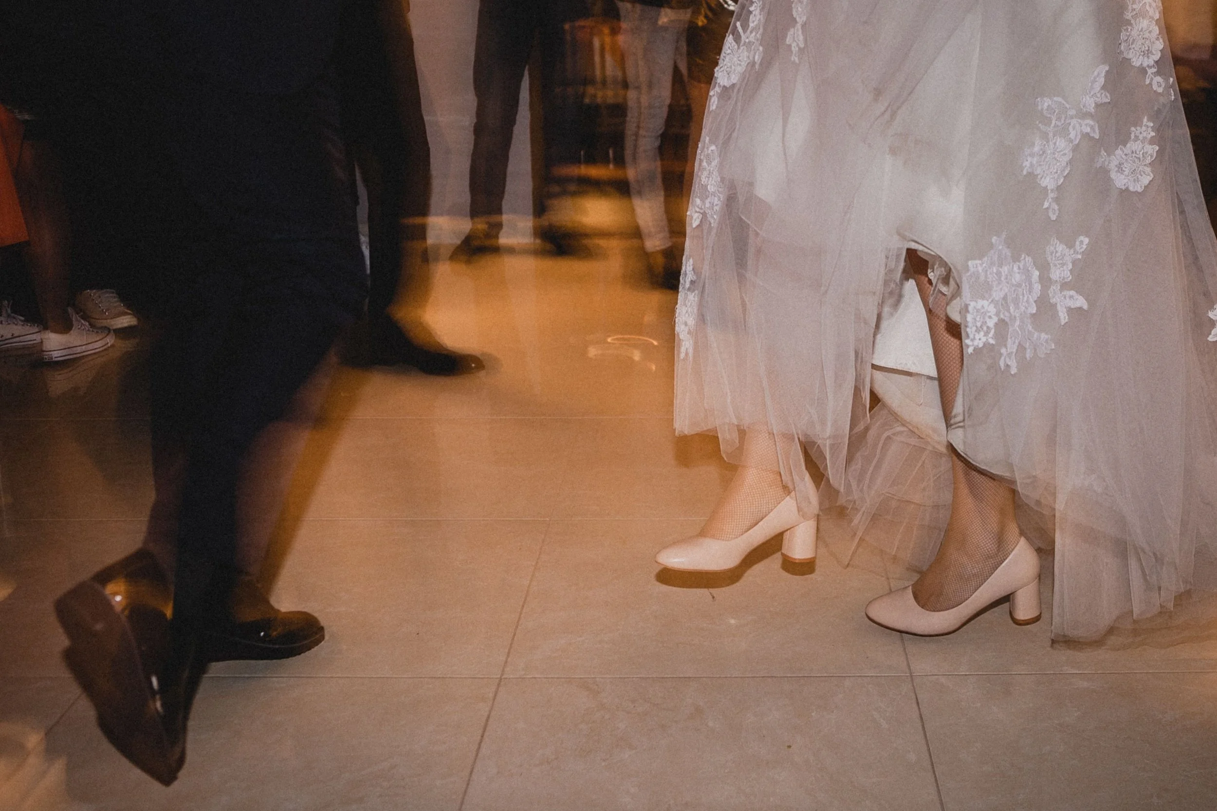 How Far in Advance Should You Book Your Wedding Dance Lessons? A Brisbane &amp; Gold Coast Guide