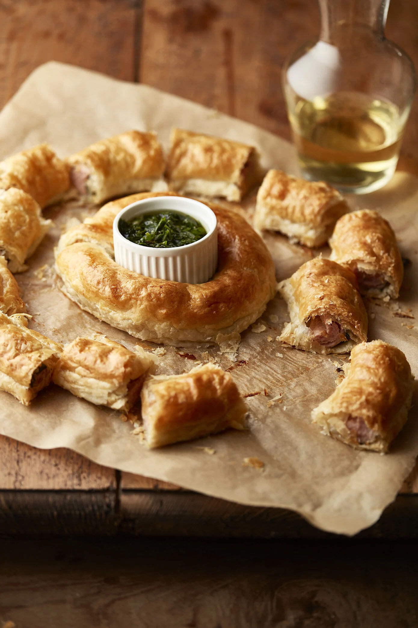 Věnec s vinnou klobásou