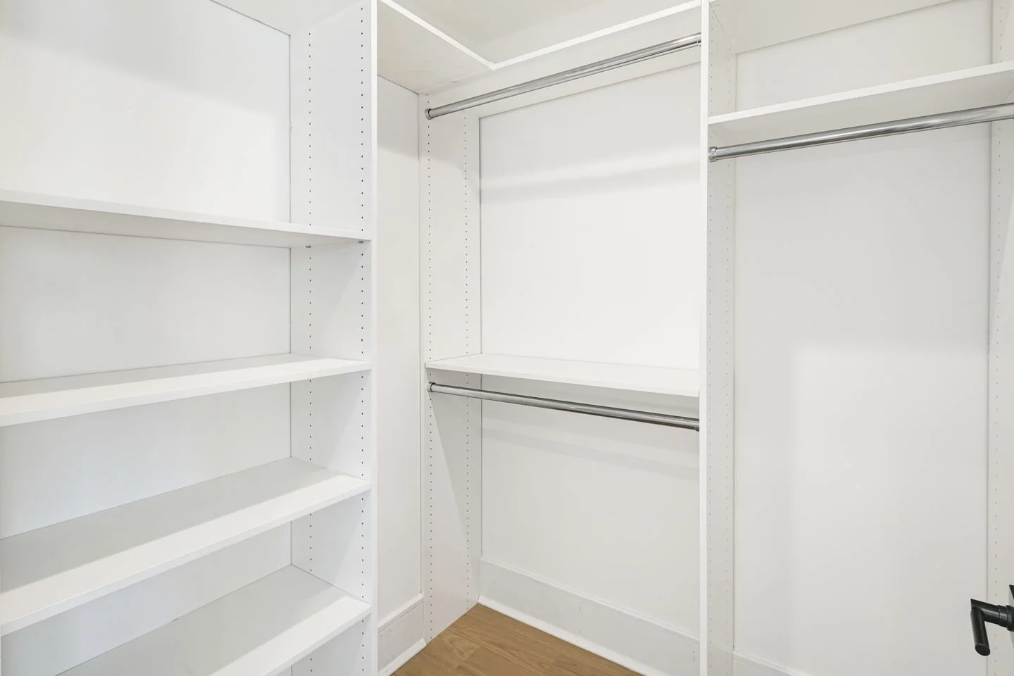 4-mls-3310 S 20th St-Full-4.jpg