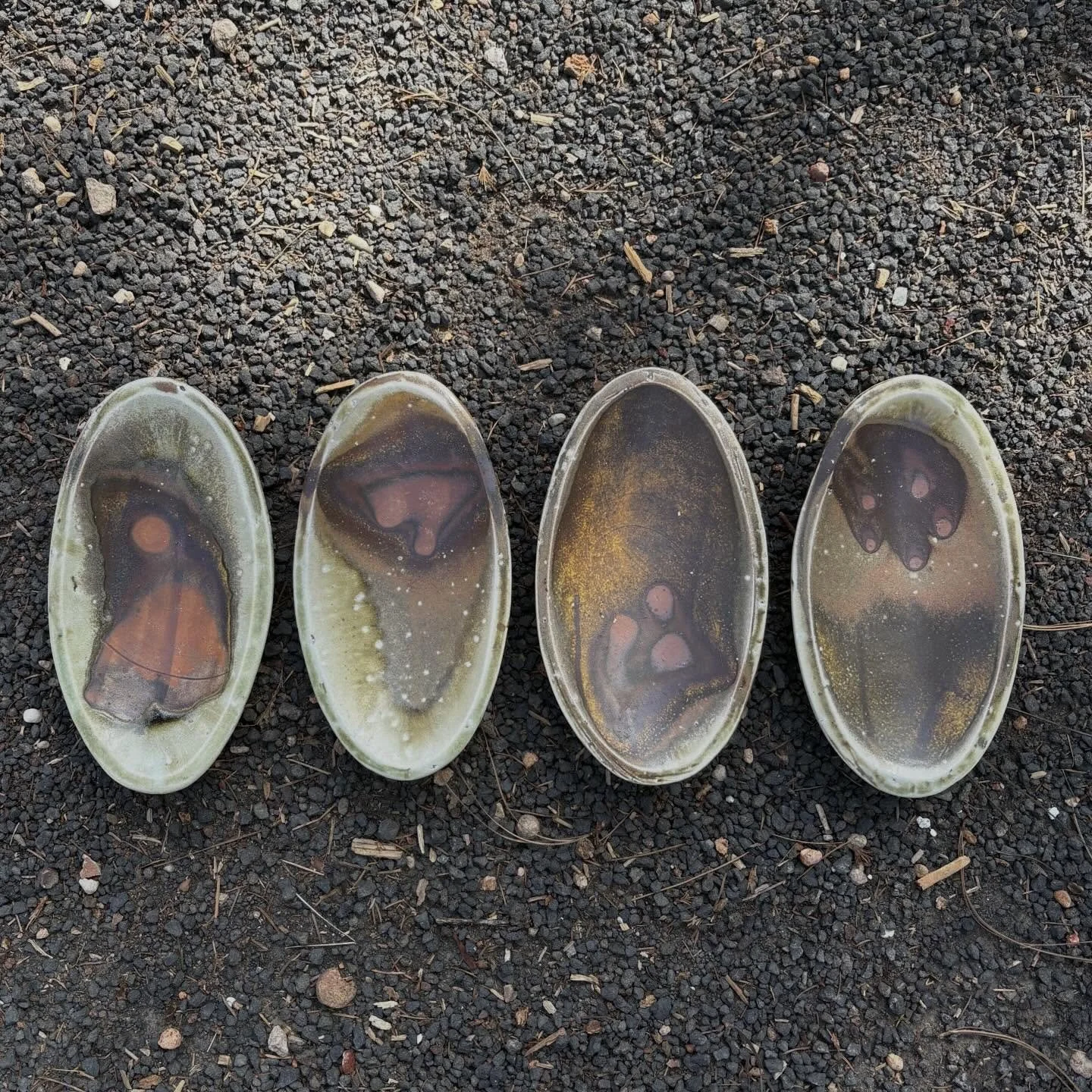 A few oval plates with iron rich terra sigillata out of a recent soda firing. Now that NCECA is over, I am gearing up for th @stcroixvalleypotterytour 

#sodafired
#terrasigillata