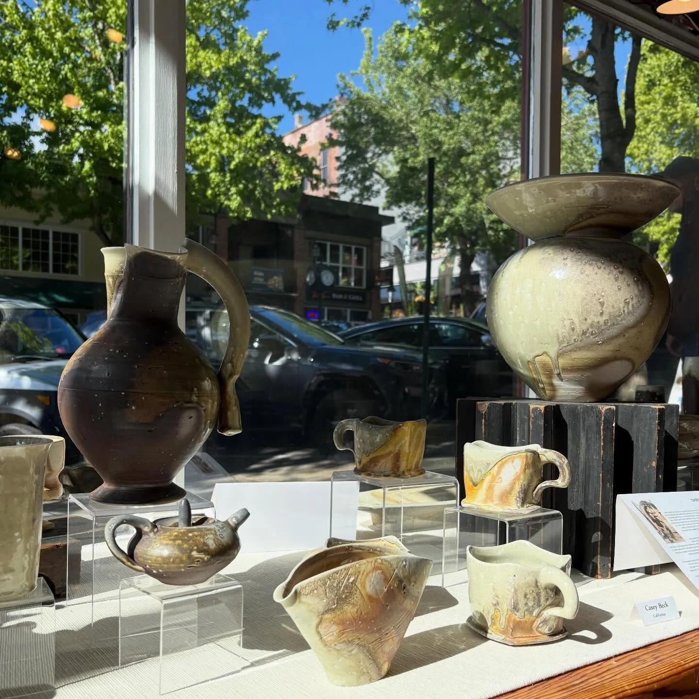 Bellingham, thank you!

Many thanks to @annieoclay @bluewaterpottery and @ericadavidsonpottery for a wonderful weekend of firing, demos and boats. 

If you&rsquo;re in the area i still have some wonderful pots at @goodearthpottery 

Hope to be back s