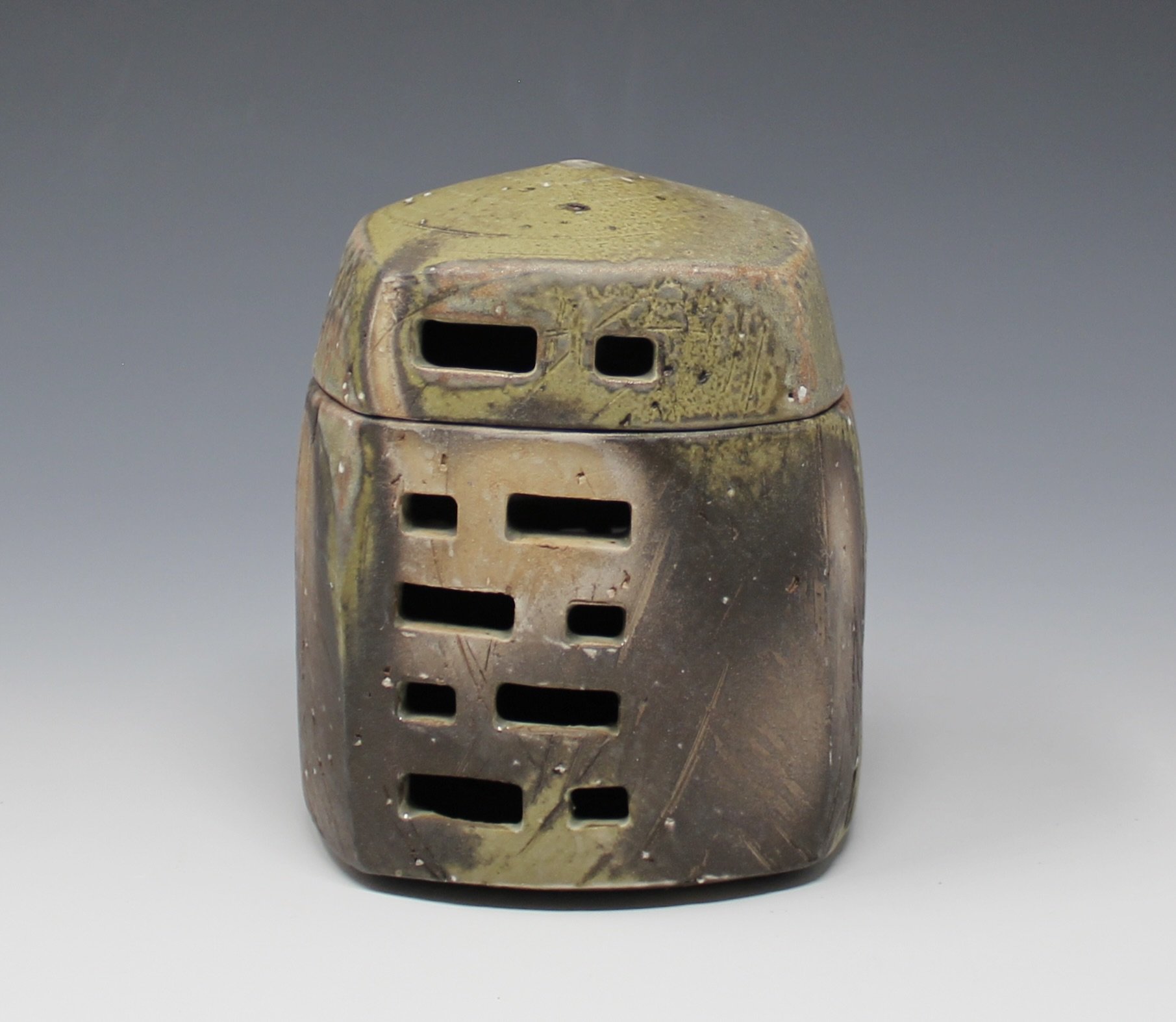 garlic box