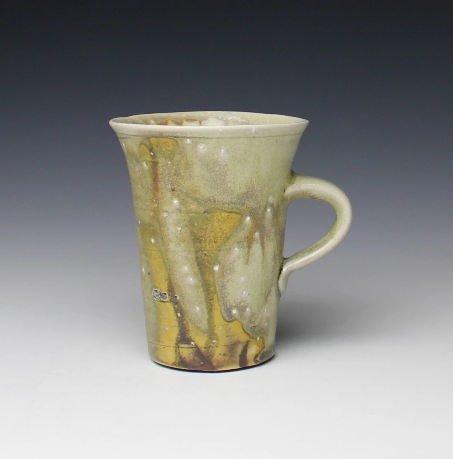 flared mug