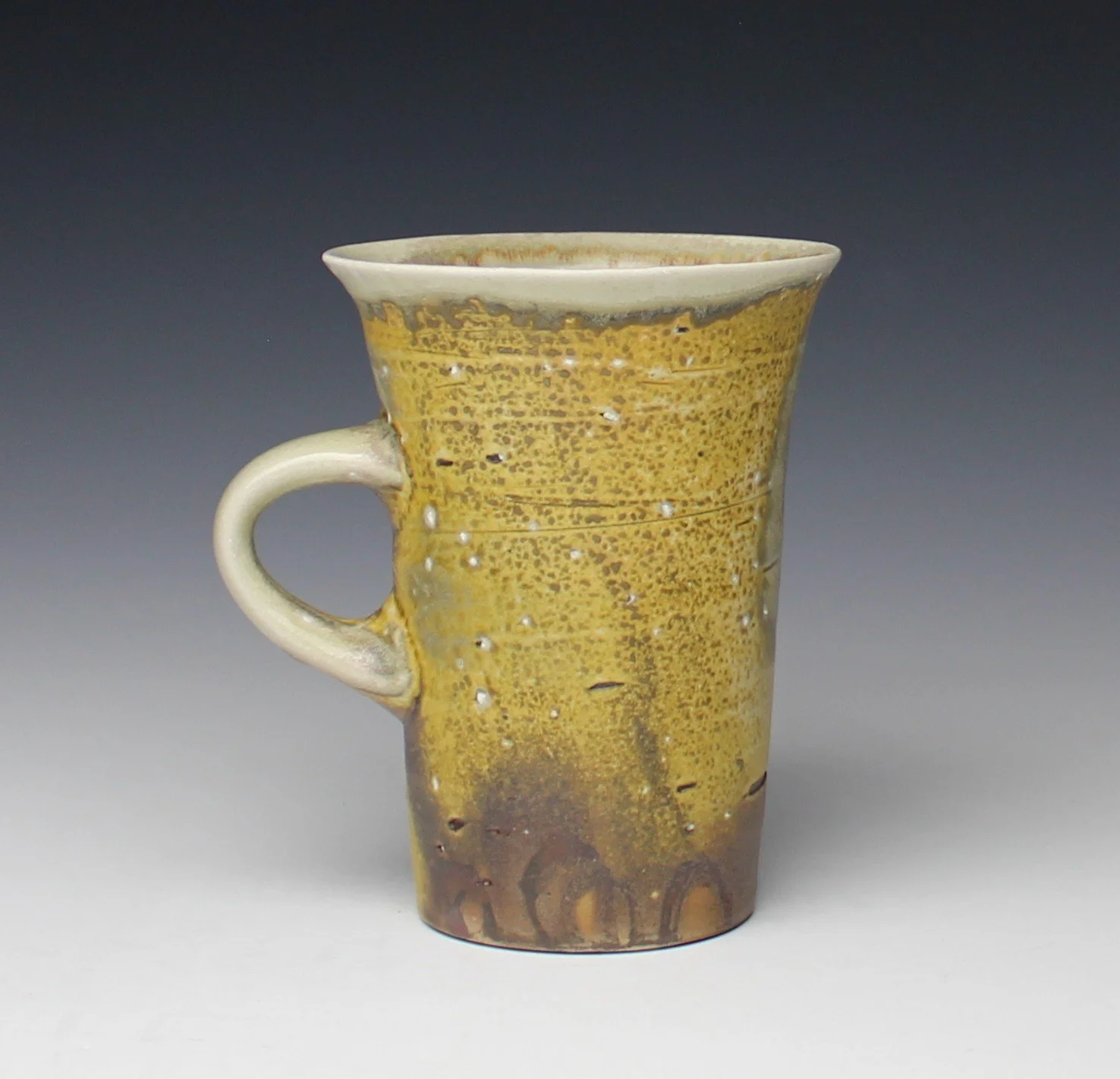 flared mug