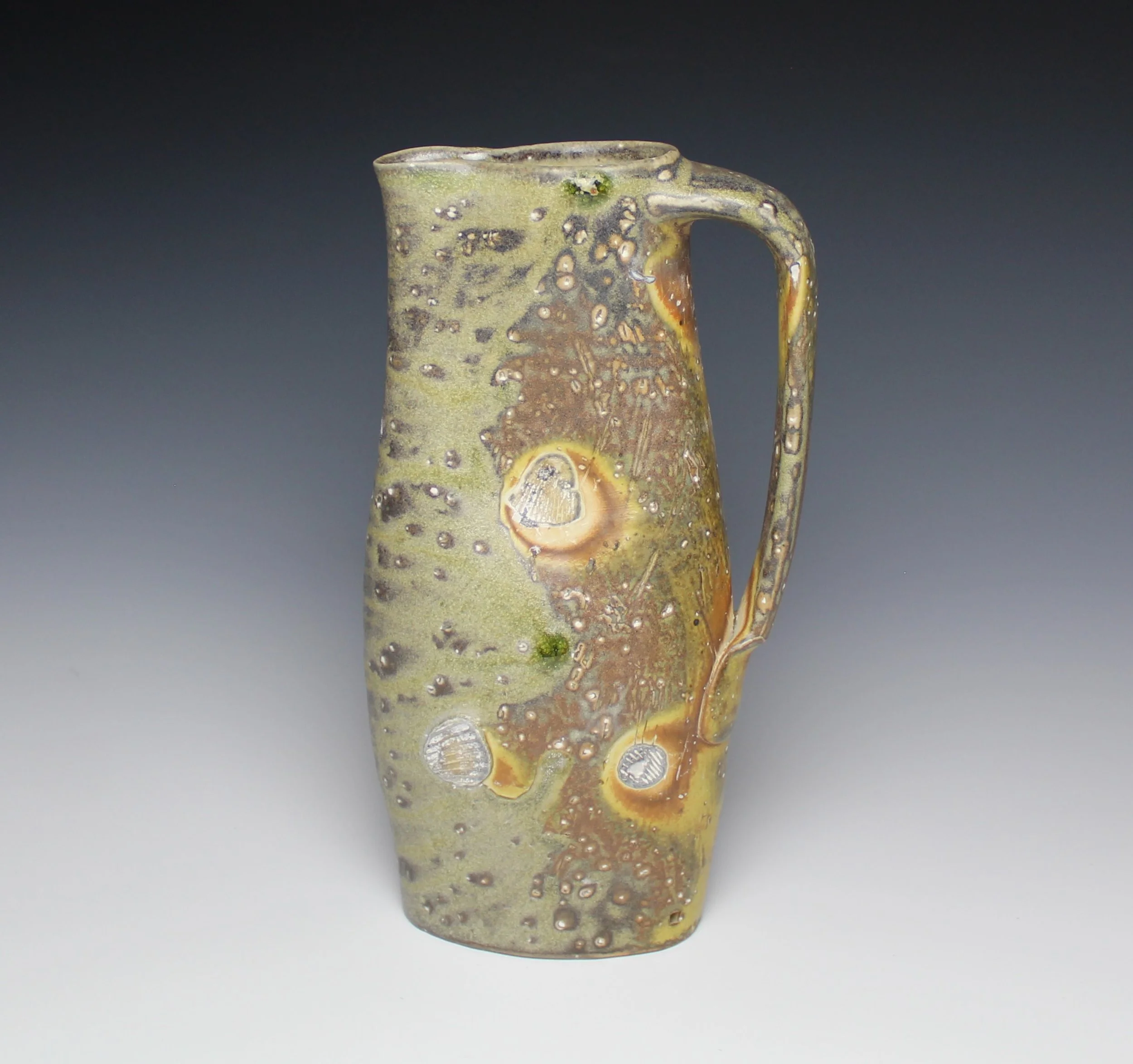 oval pitcher