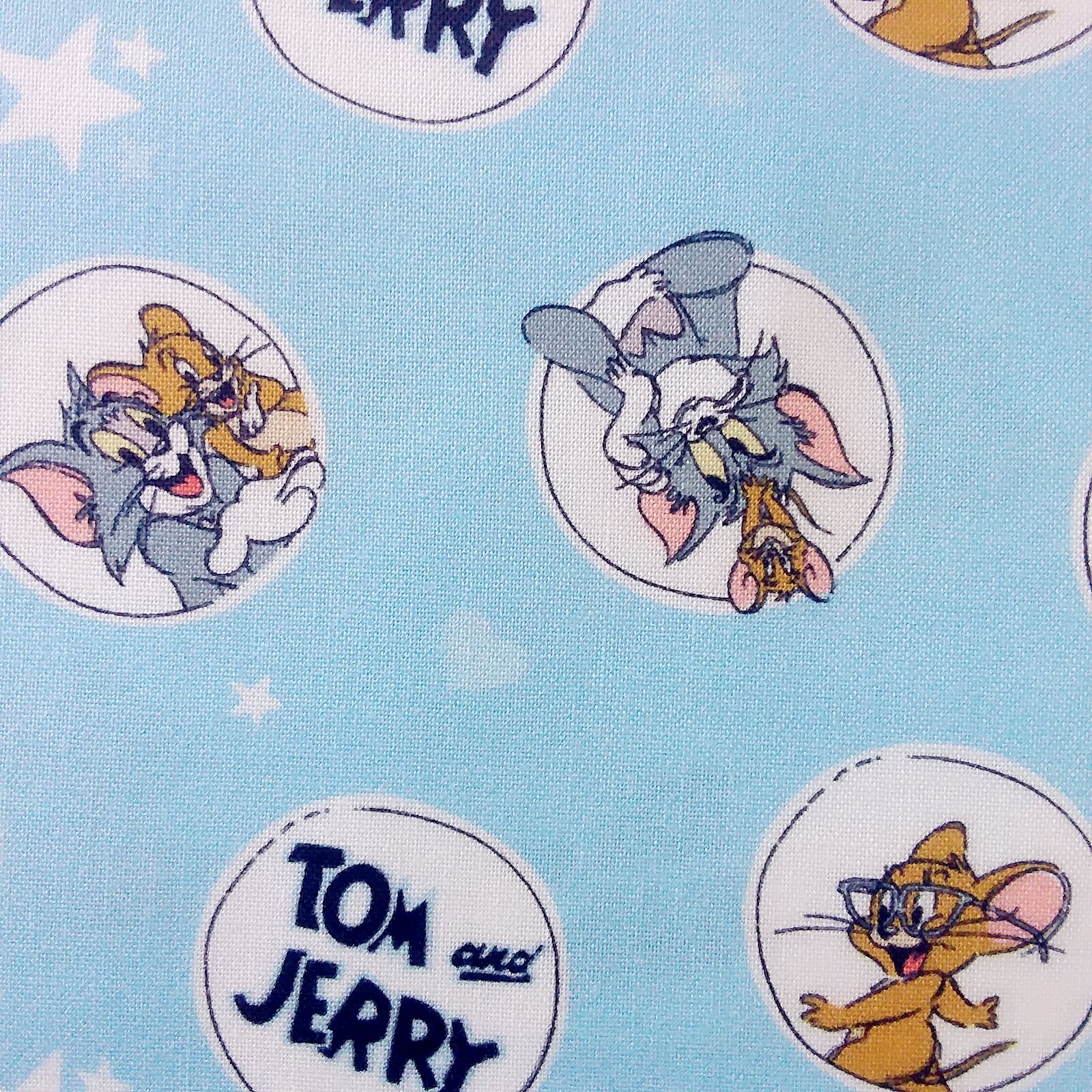 Tom and Jerry Cartoon Cotton Fabric per 50cm Camelot Fabrics 