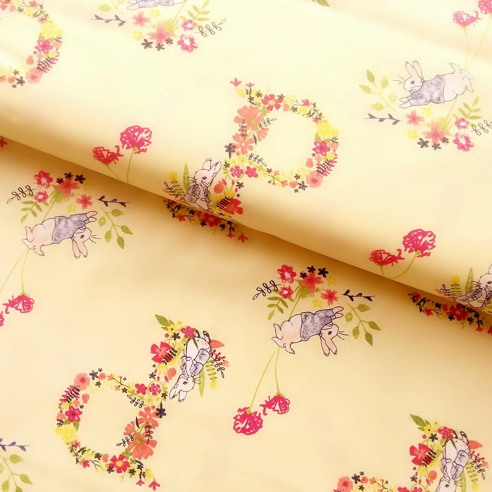 Peter Rabbit White Cotton Fabrics-Per 50cm PR19 Crafty Baba Fabrics