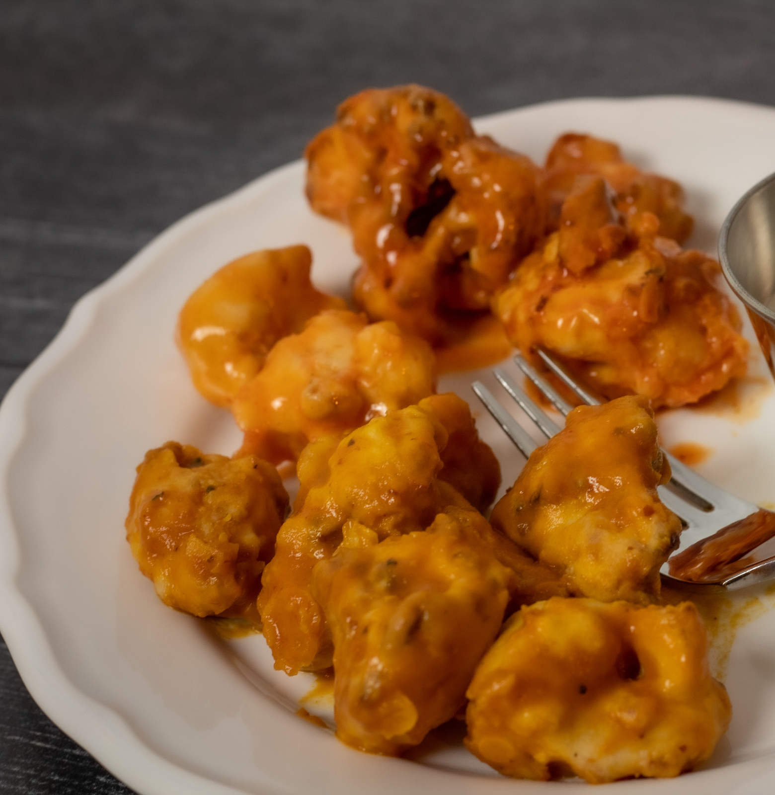 baked buffalo cauliflower