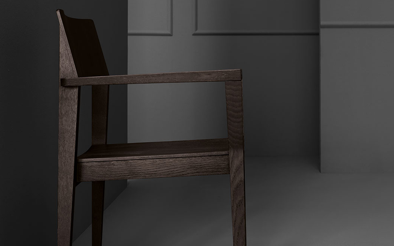 Linnea-Armchair-7.png