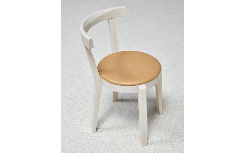 Forte Chair UPH-4.png
