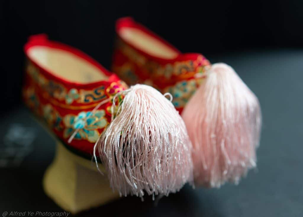  Qing Dynasty flower pot bottom shoes by Alfred Ye Photography 