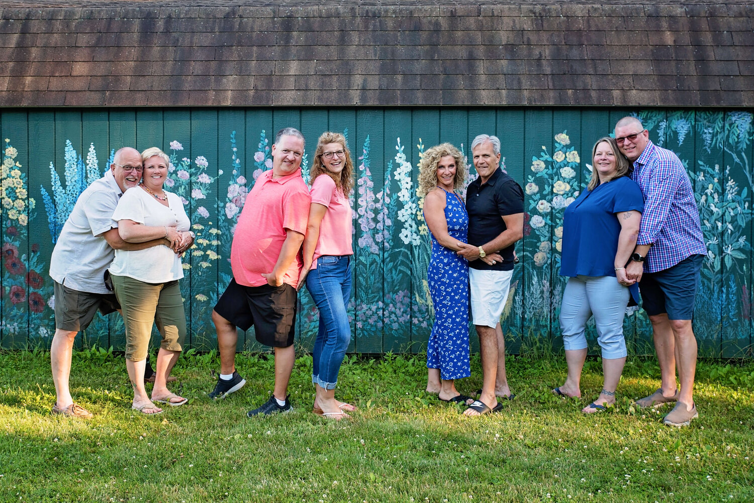 From left to right (status as of June 2020): Ann & Bob - 7 kids and 2 grand-babiesKim & Tom - moving to NCMarlene & Andy - love to travel (later that year I also had the honor to photograph their backyard wedding - a surprise!)Bridget & Ray - 5 kids and 1 grand-baby