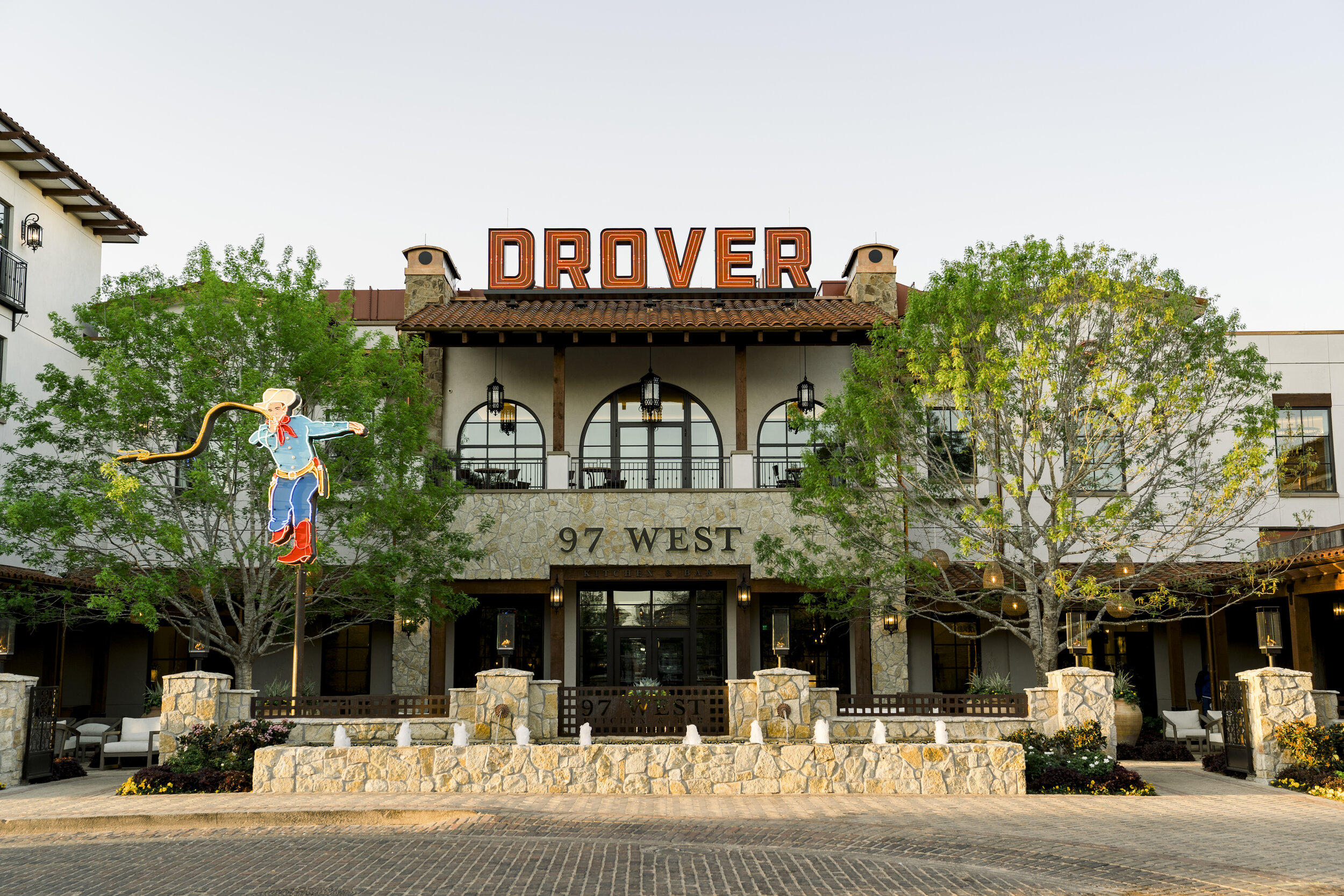 Hotel Drover