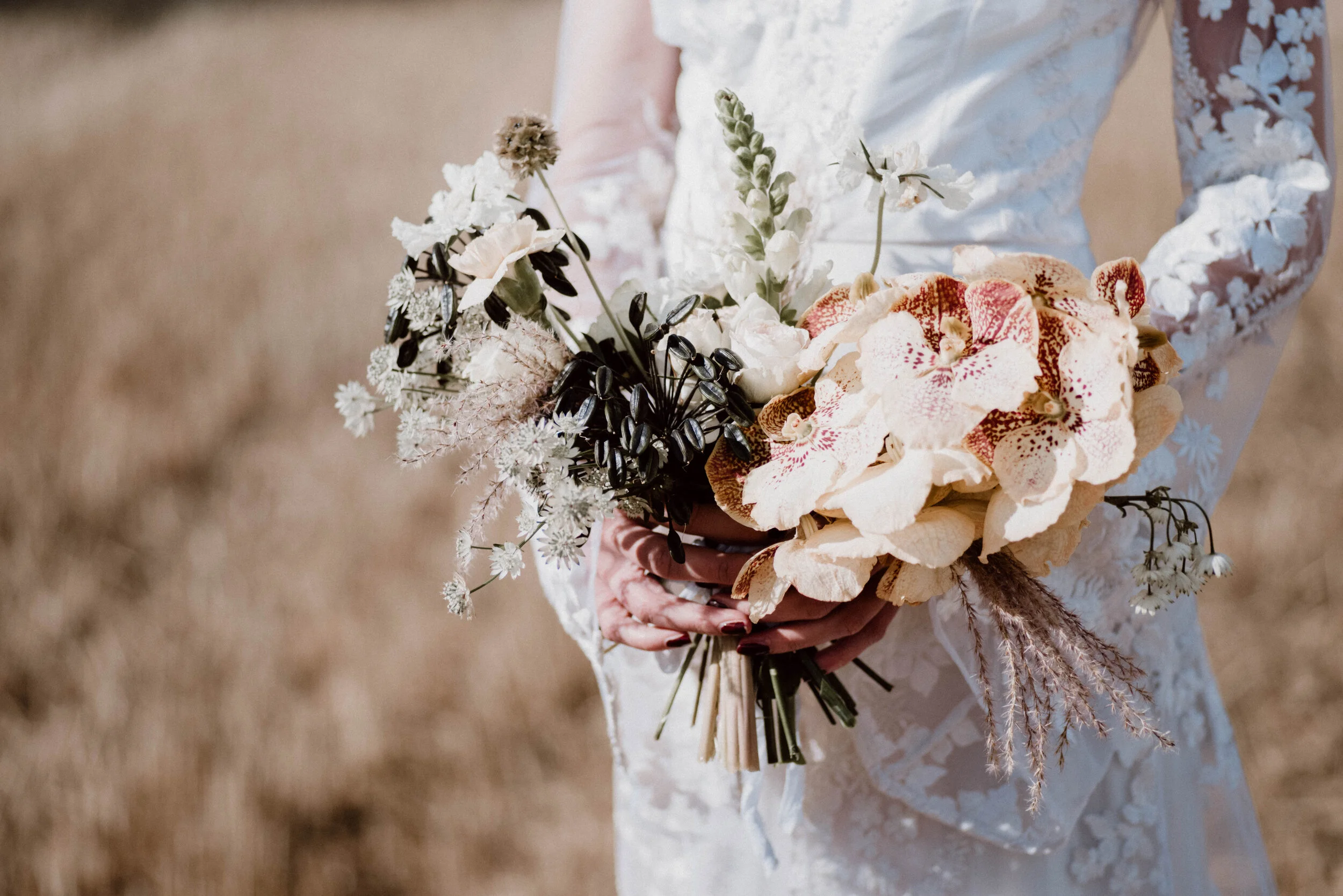 chiascuro-stock-farm-wedding-shoot103.jpg