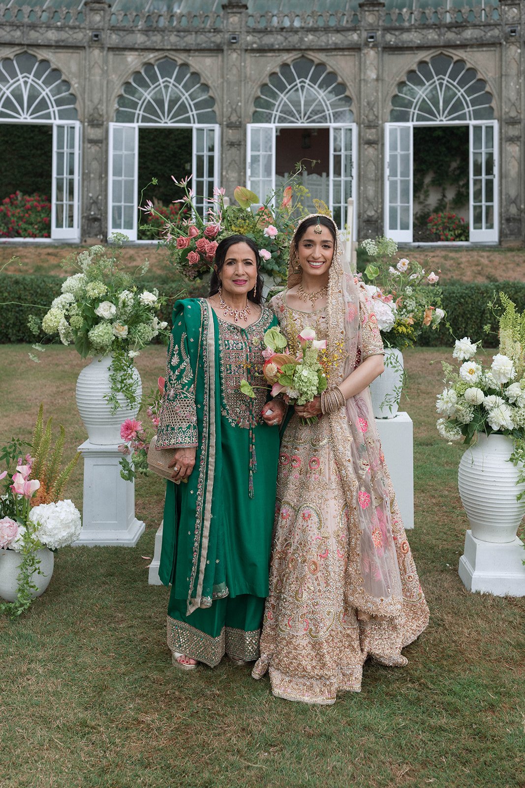 Sara and Janan_908.jpg