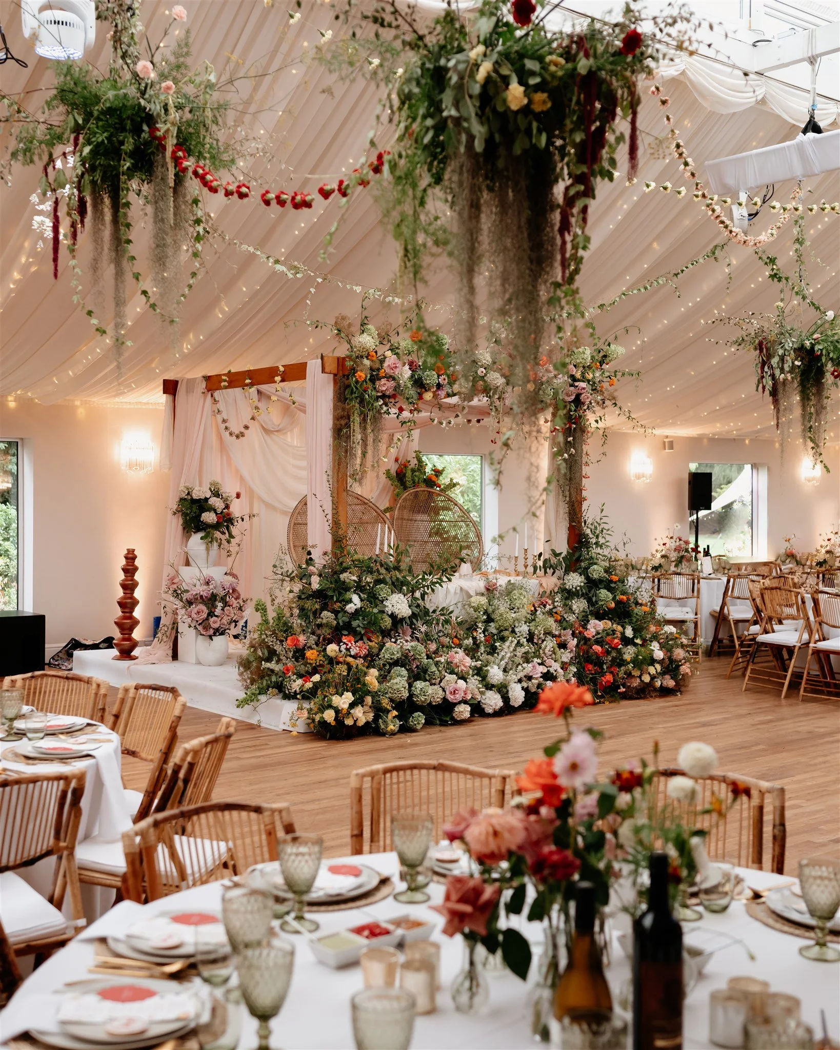 laura.martha.photography_wrenbury.hall.13-16.jpg