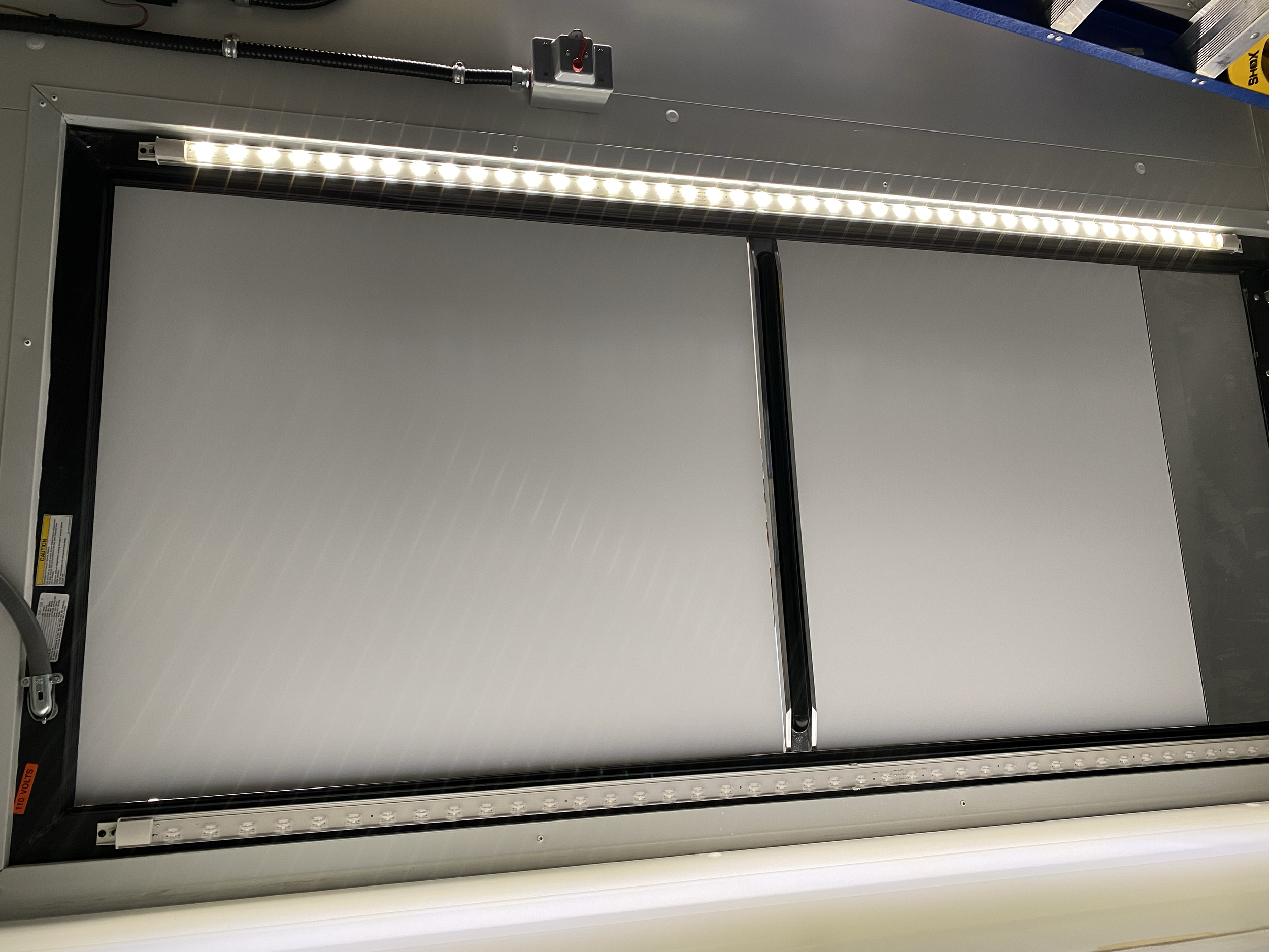 White Vinyl Back, Black Vinyl Front (Fridge Side)
