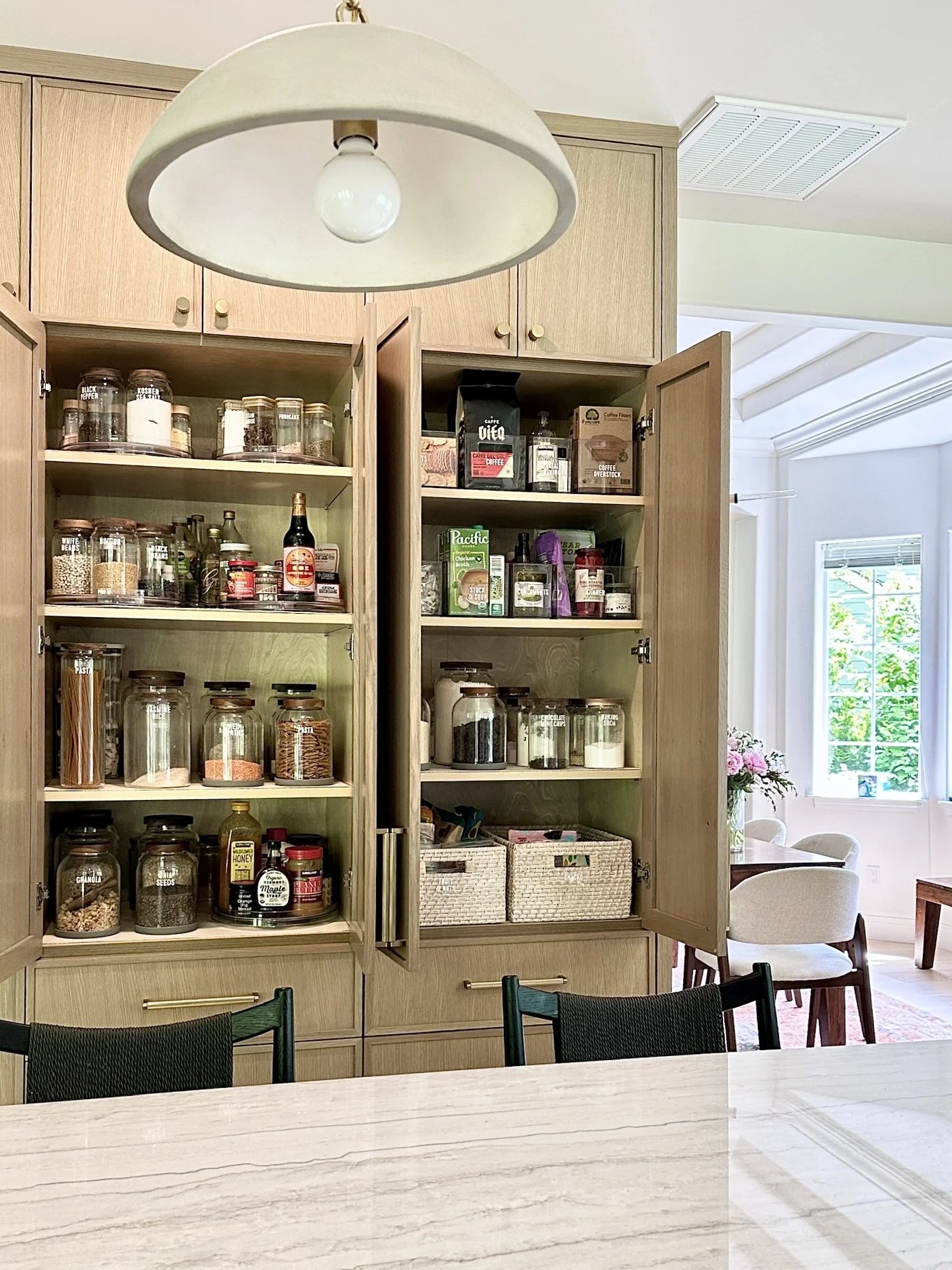 luxury organized kitchen cabinet