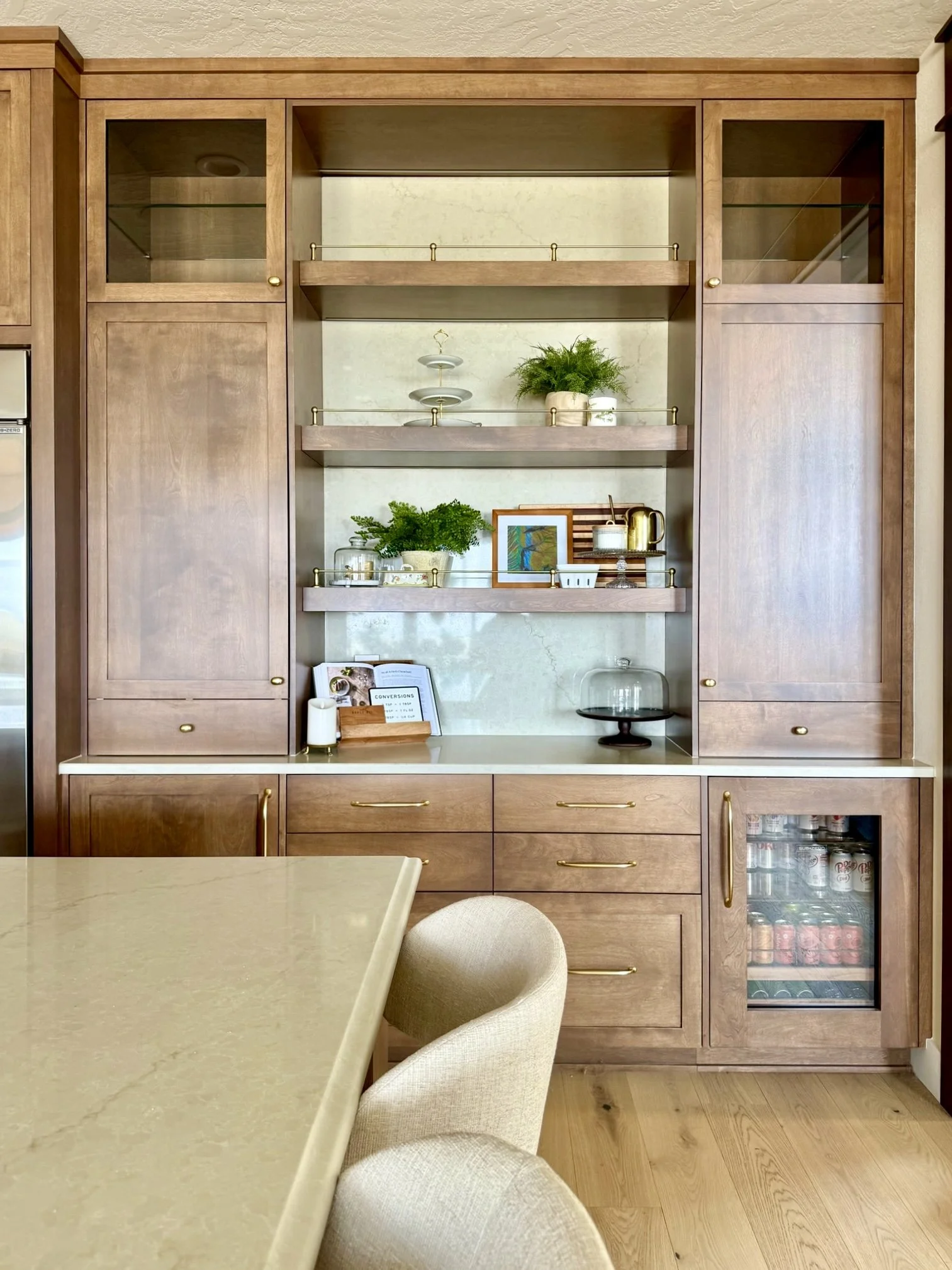 luxury organized kitchen cabinets