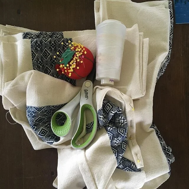 Time to get hemming!!! #weave #weaversofinstagram #sixteenshafts #macomberlooms #cottonkitchentowels #forsale❤️ #happyplace