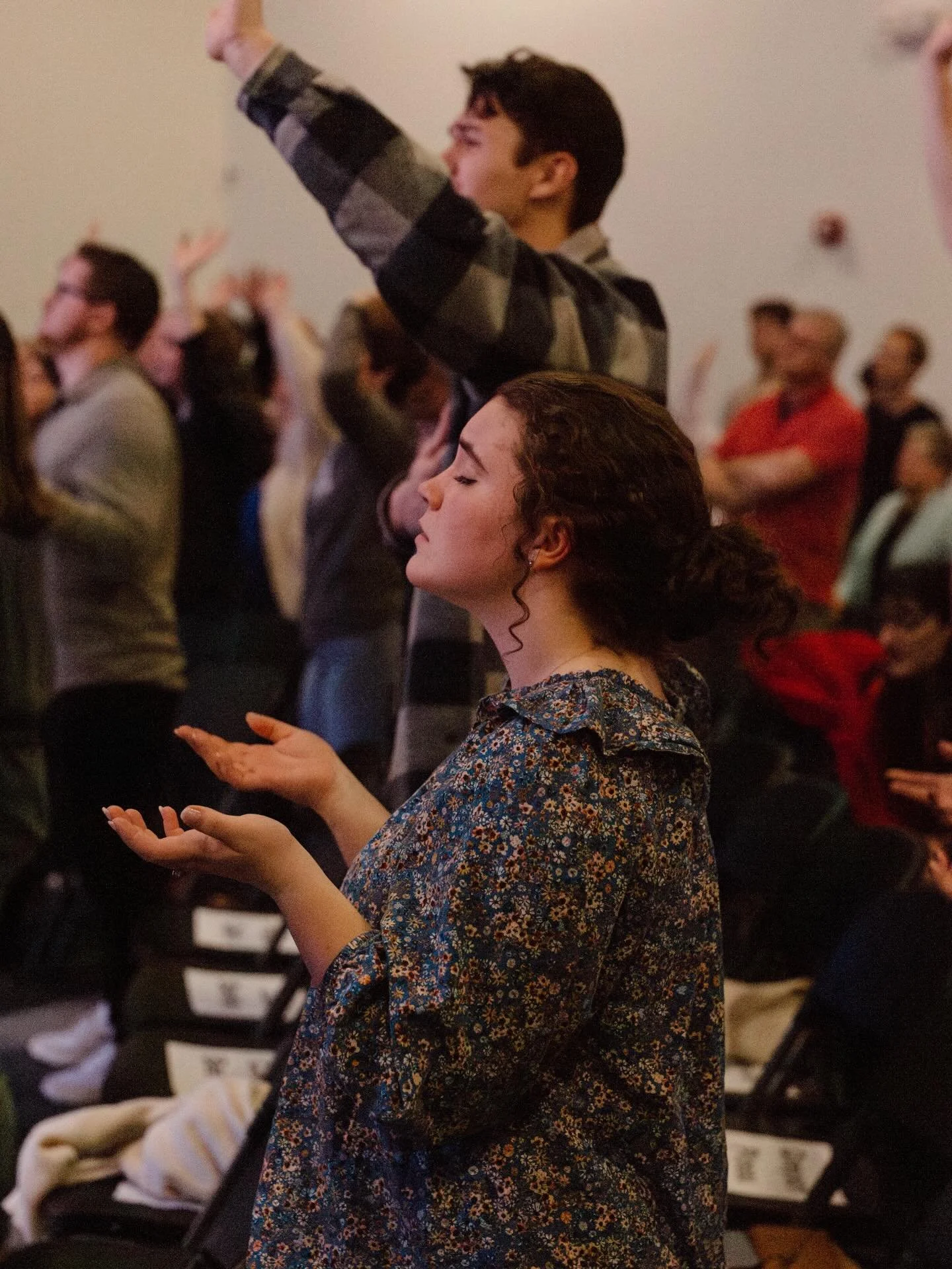 Last night was a special family gathering before our teams headed out! Today they embark on their journeys❣️ Pray for safe travels to Armenia, Sri Lanka, The Philippines, New Zealand, and Wales!!