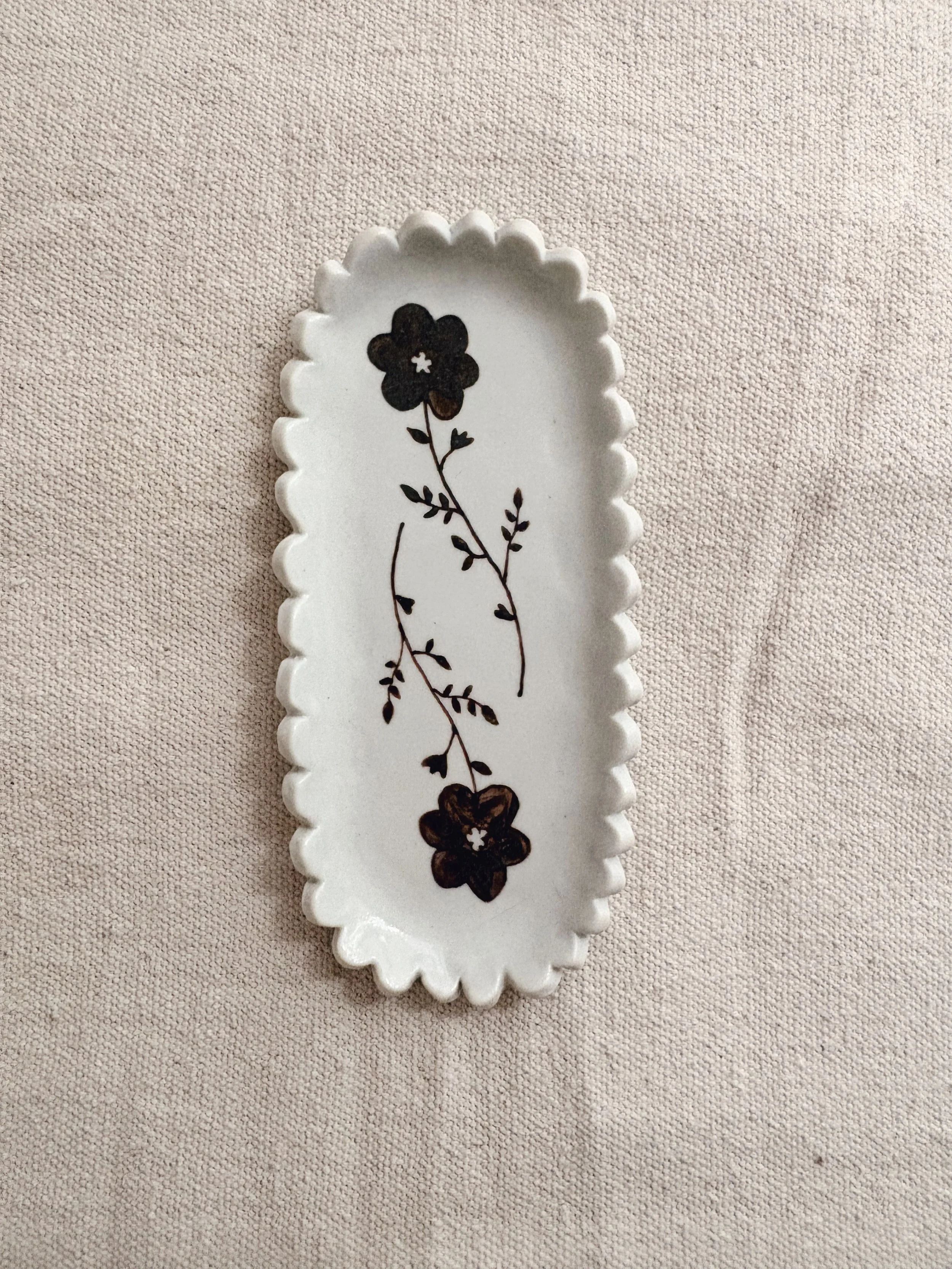 Scalloped Tray