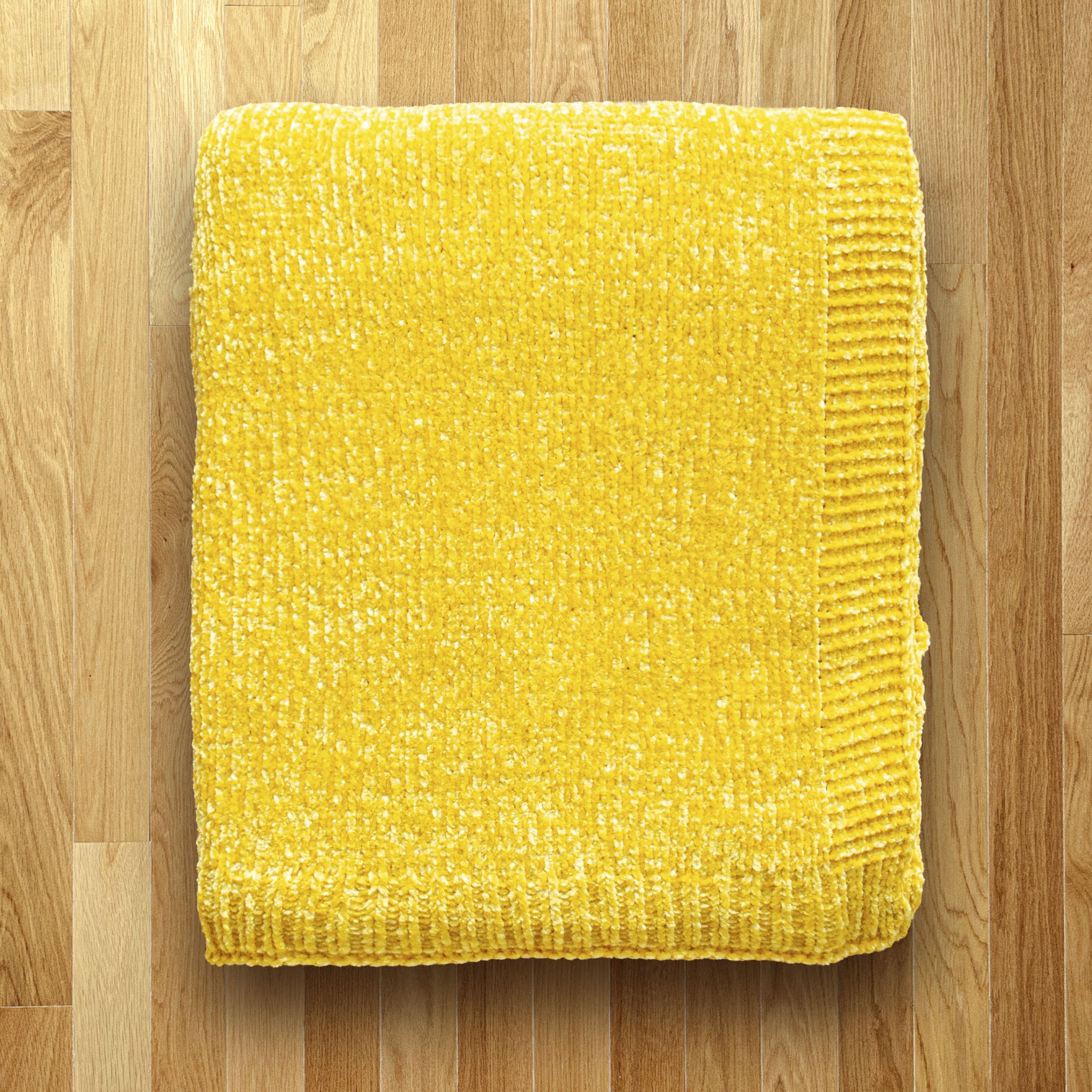 THROWs Chenille Sweater Yellow 2kh 300dpi RGB.jpg