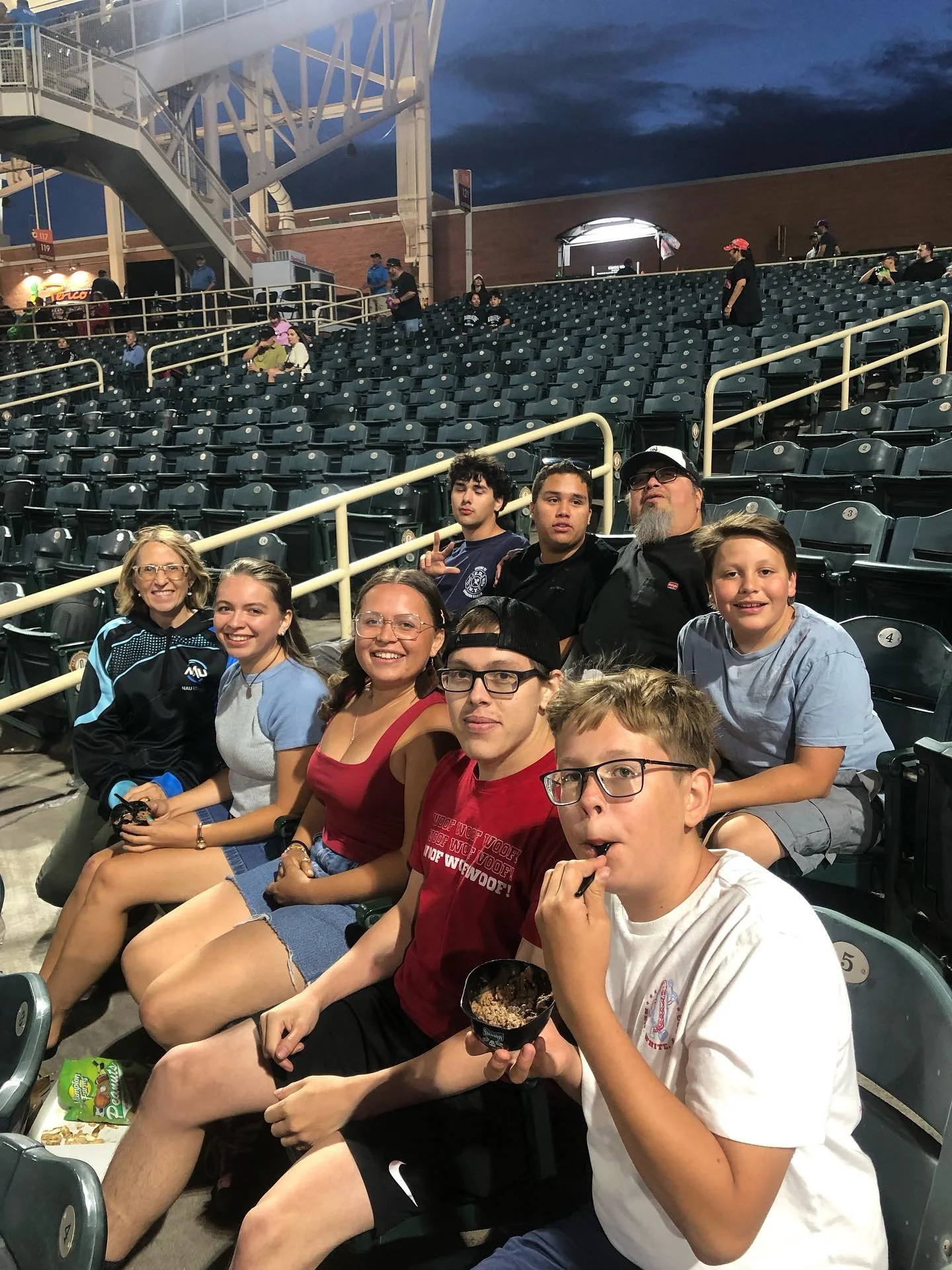 #takemeouttotheballgame #gotopes