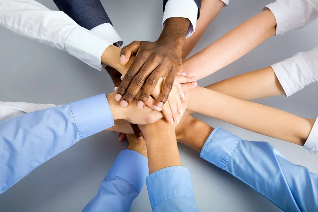Why Embedded Nearshore Teams Outperform Freelancers in Long-Term Operations